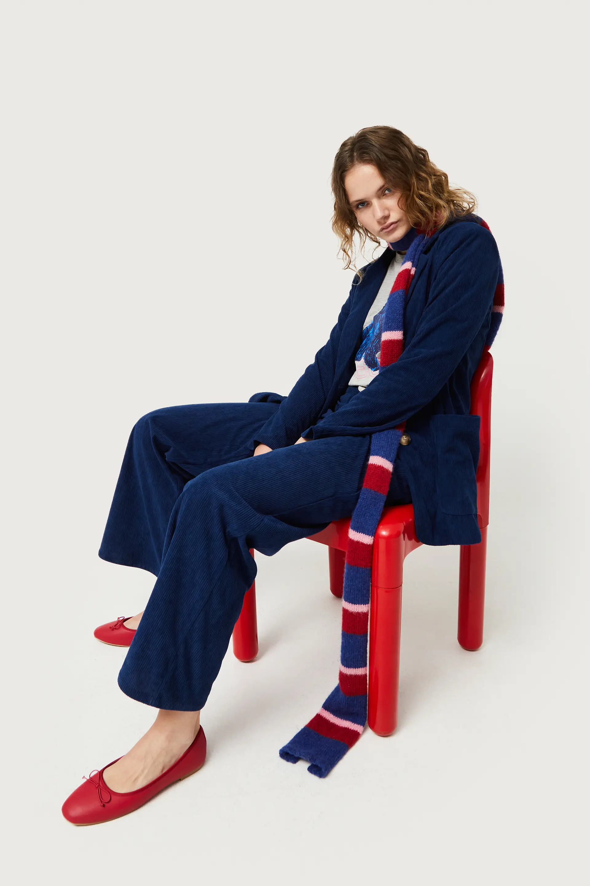 Blazer de pana azul marino - Image 4