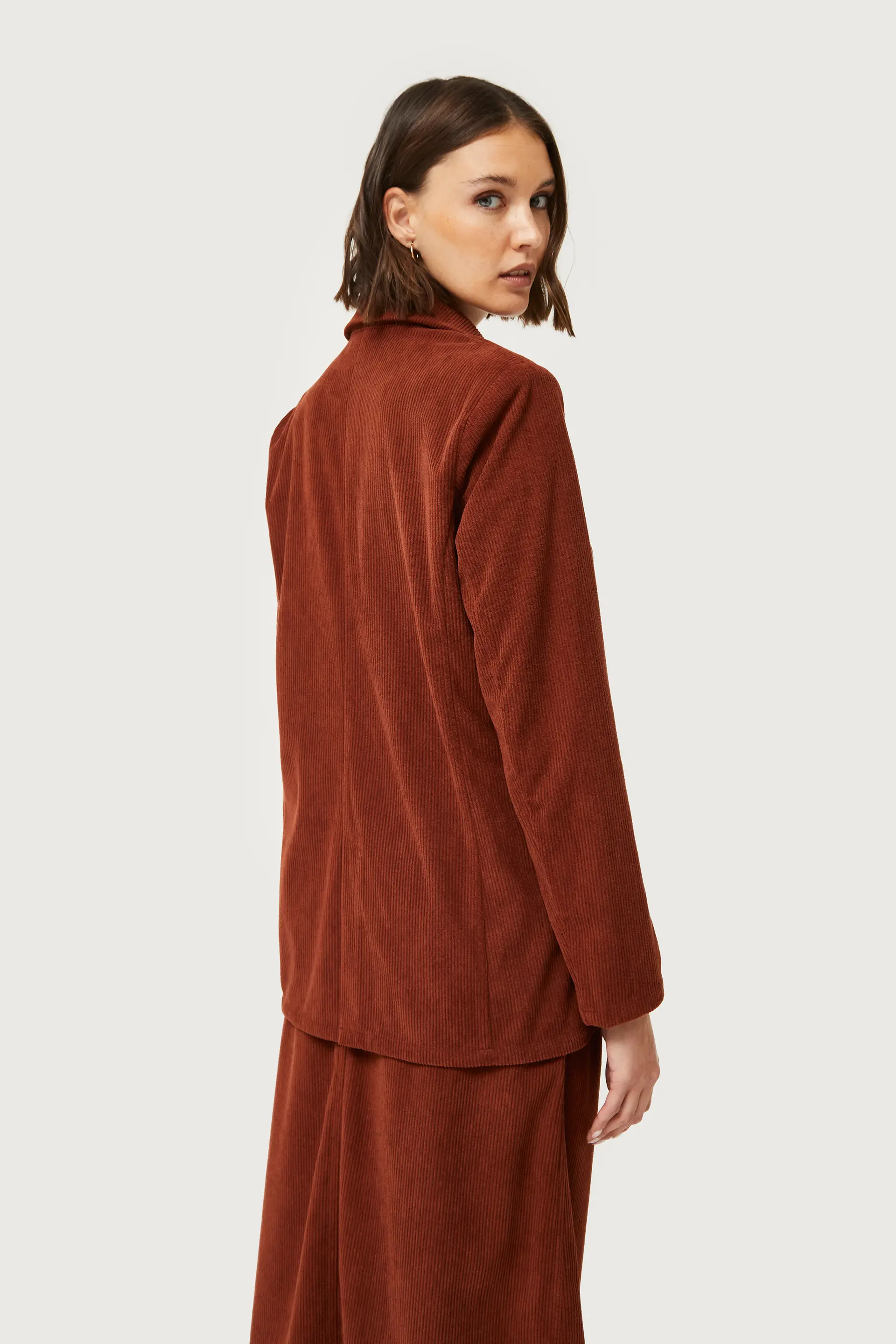 Blazer de pana marrón - Image 5