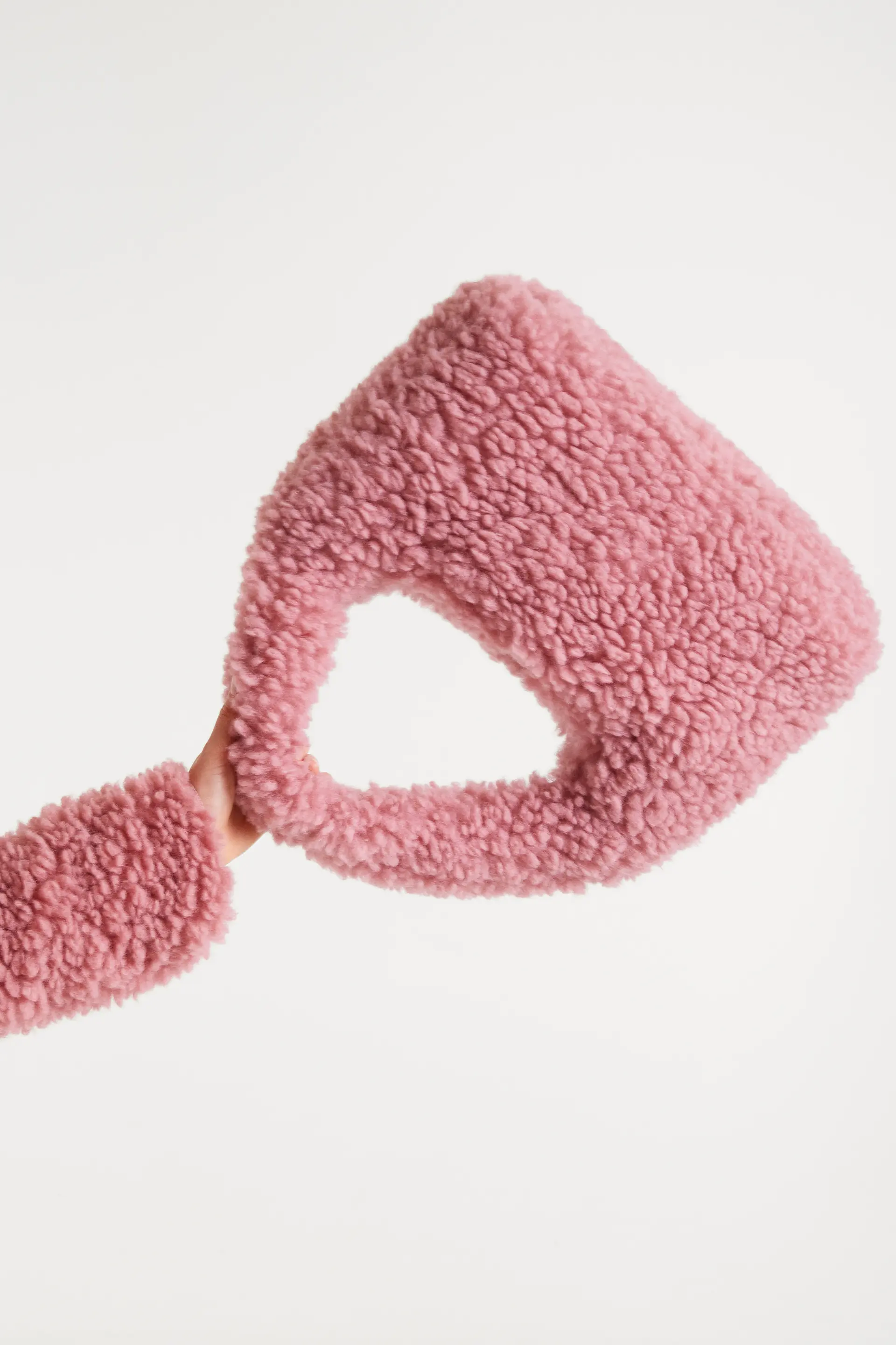 Bolso de mano Faux Fur rosado