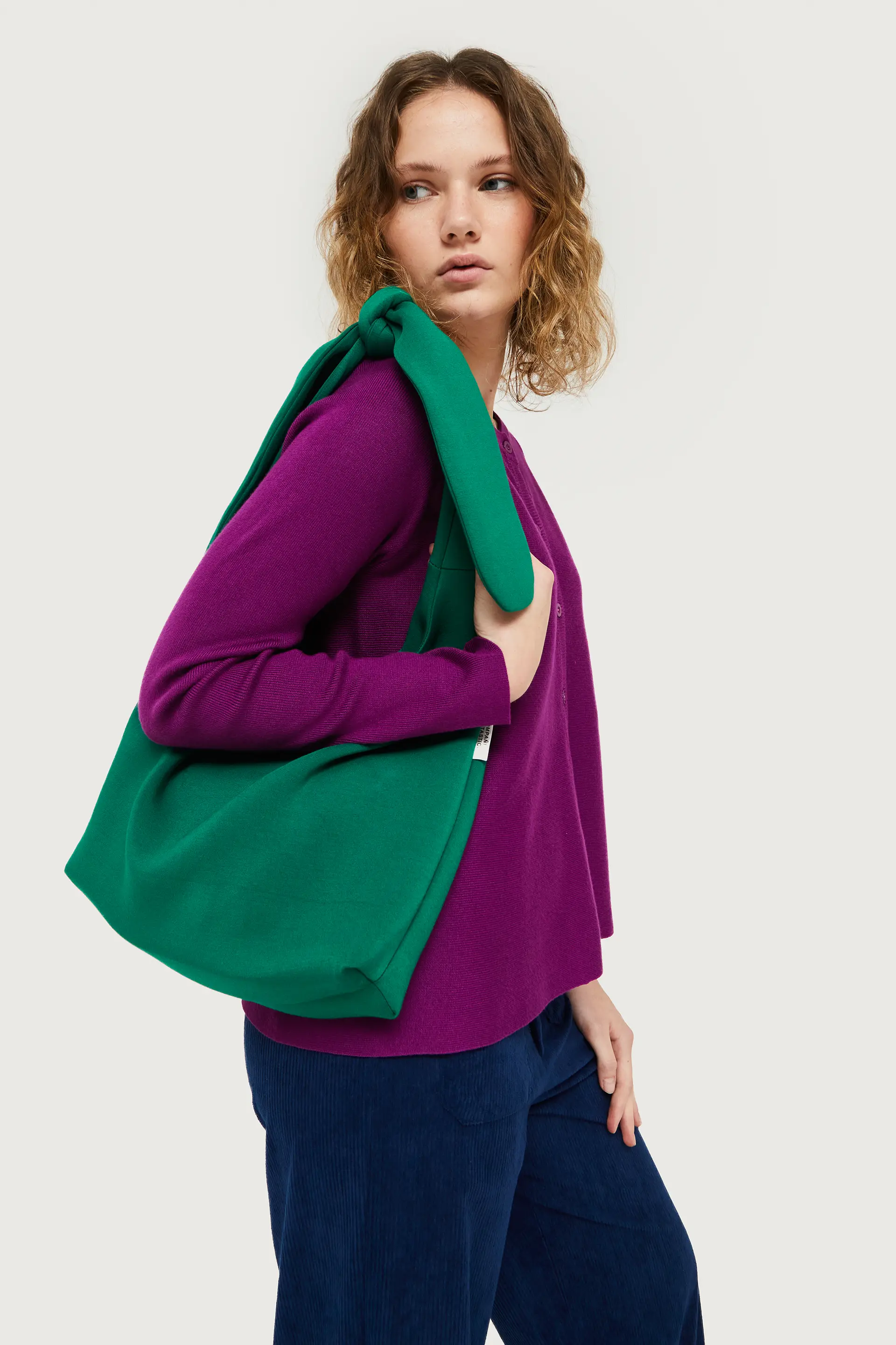 Bolso hombro de neopreno verde - Image 3