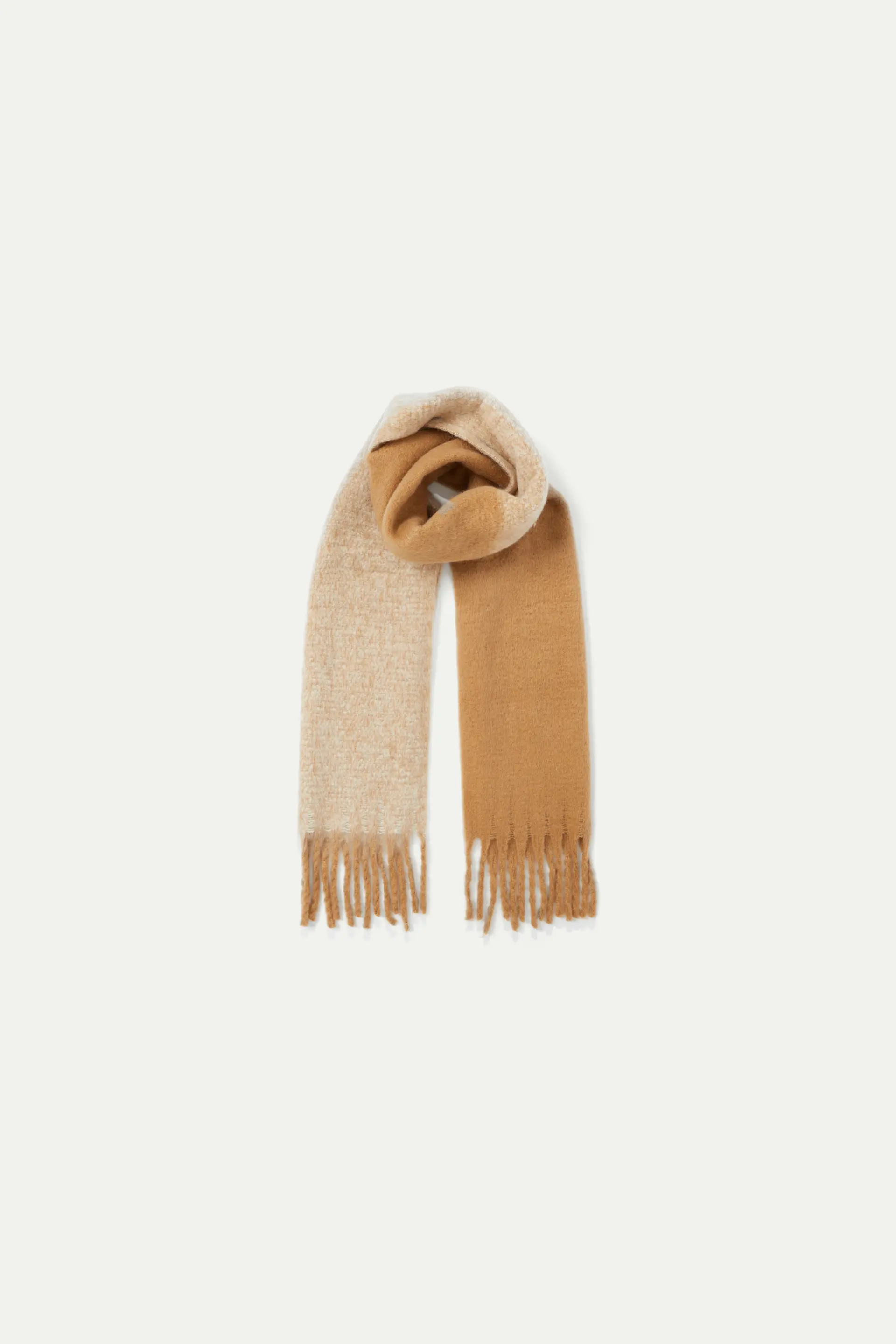 Bufanda oversize con flecos beige