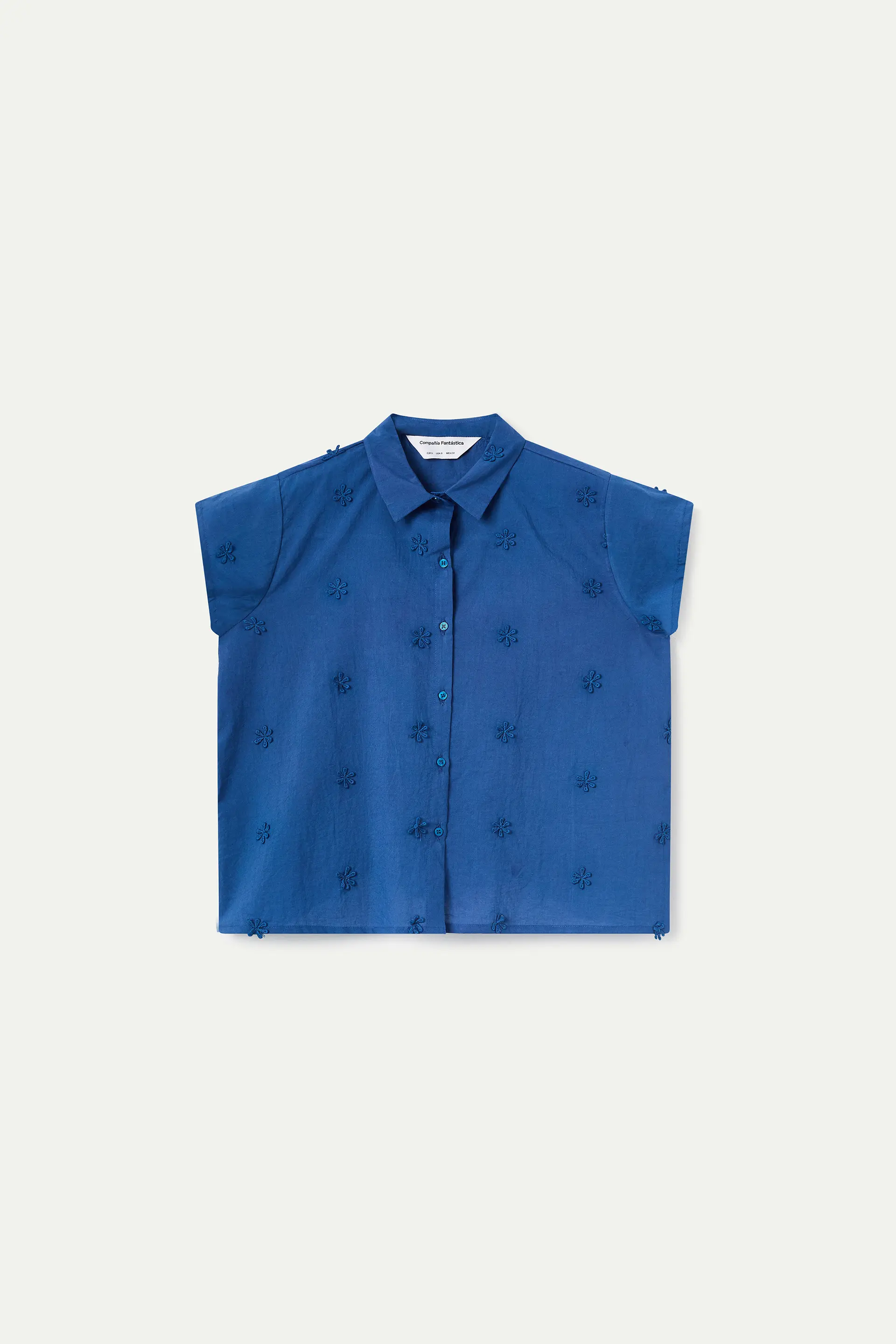 Camisa 100% algodón azul con bordado floral - Image 2