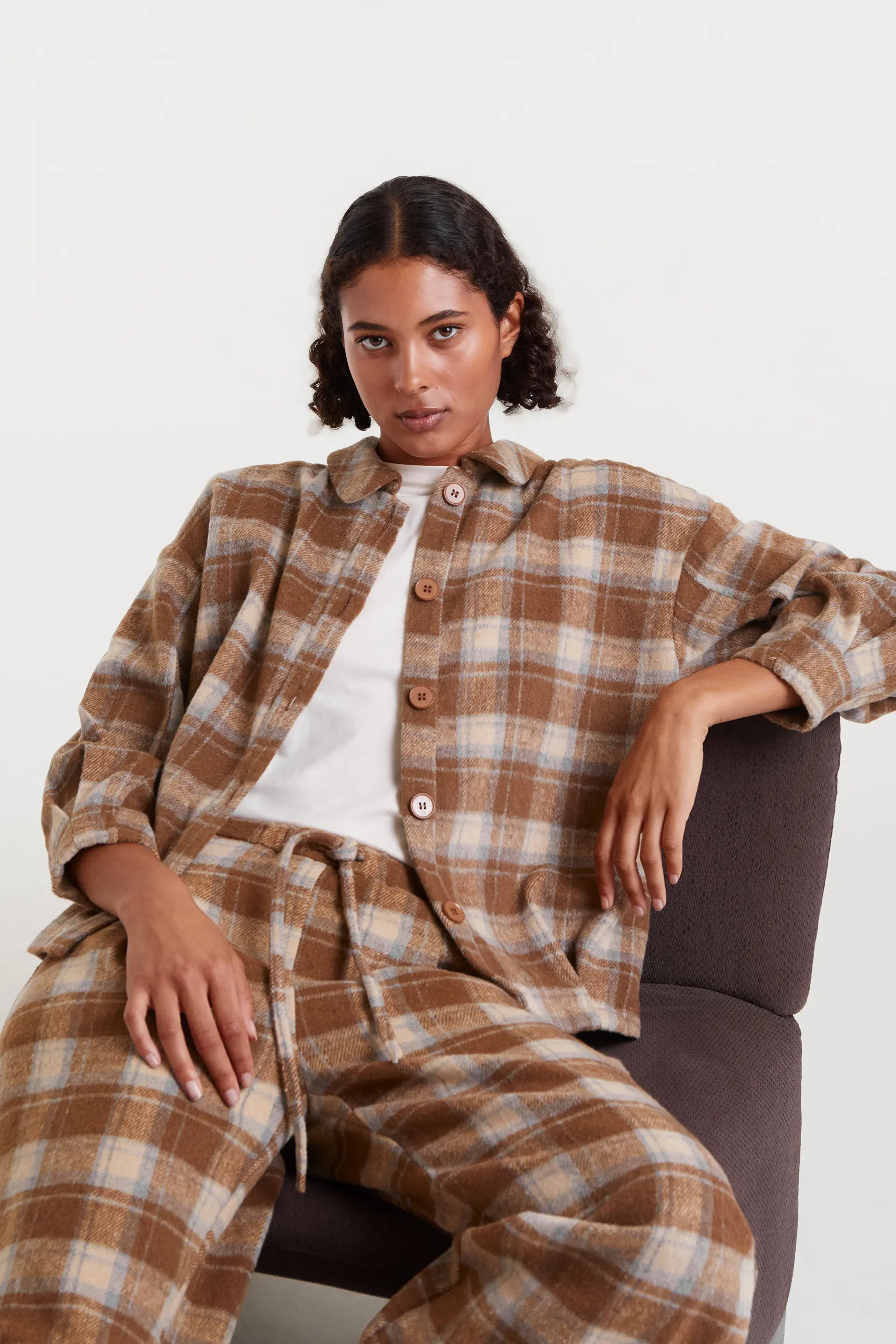 Camisa con estampado Beige Checks - Image 6