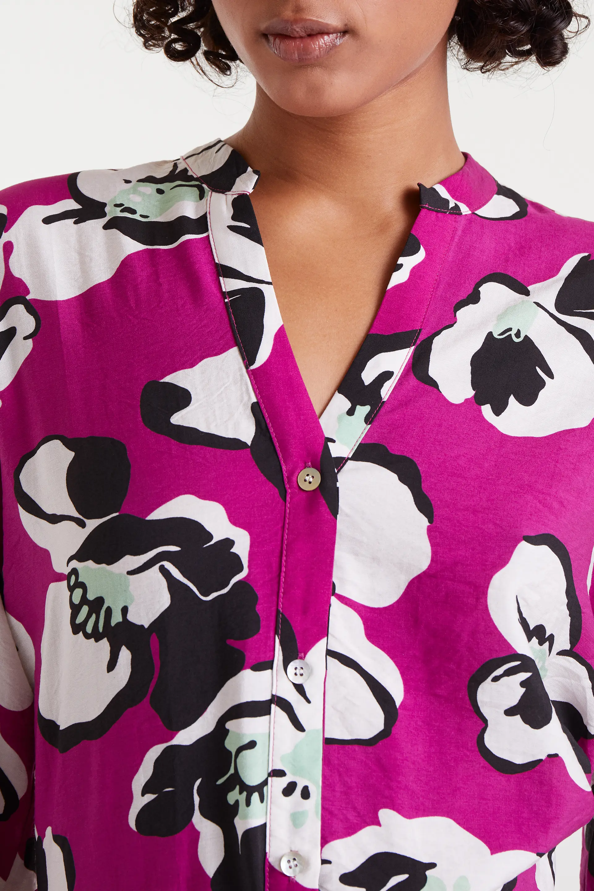 Camisa con estampado Vivid Viola - Image 4
