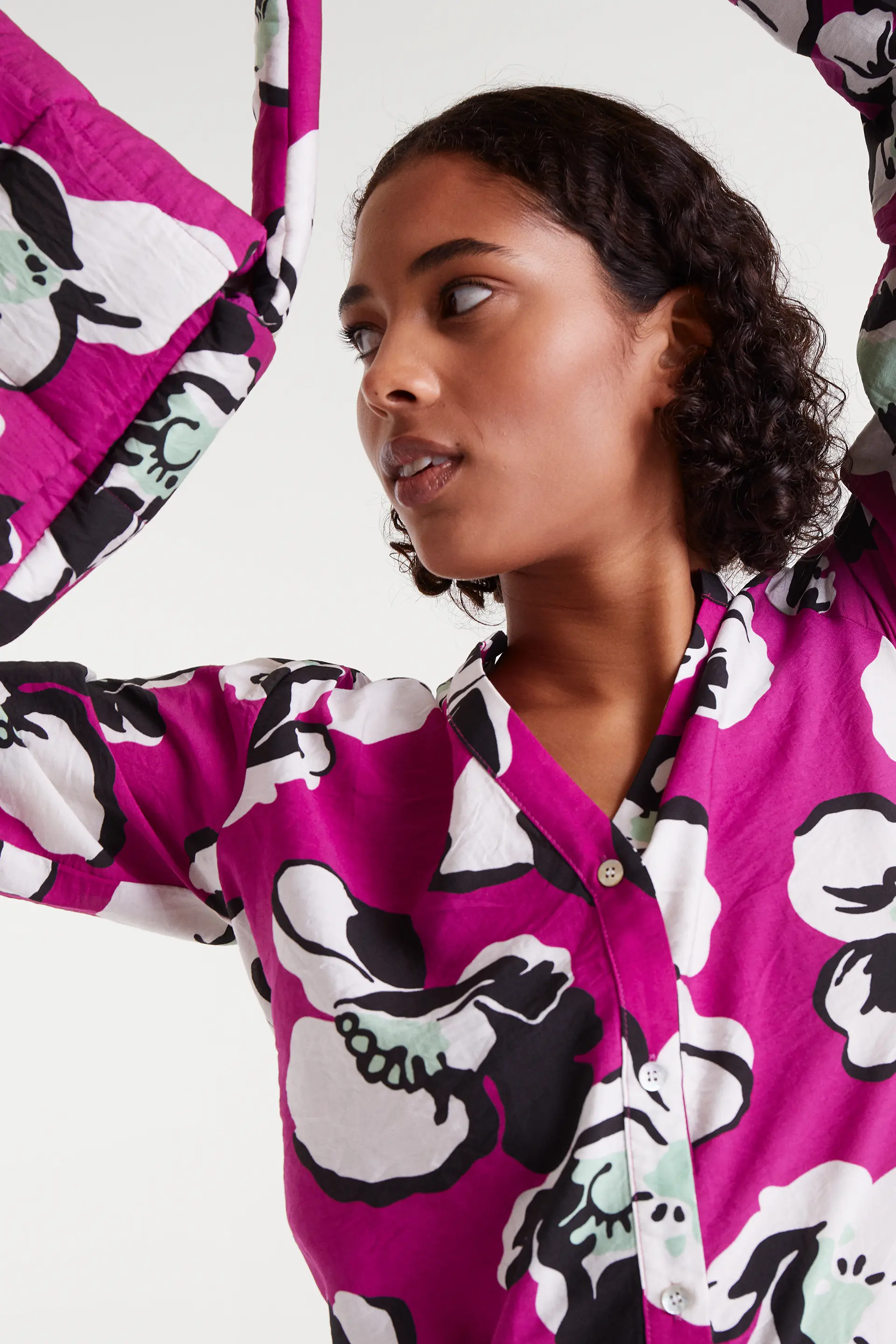 Camisa con estampado Vivid Viola - Image 6
