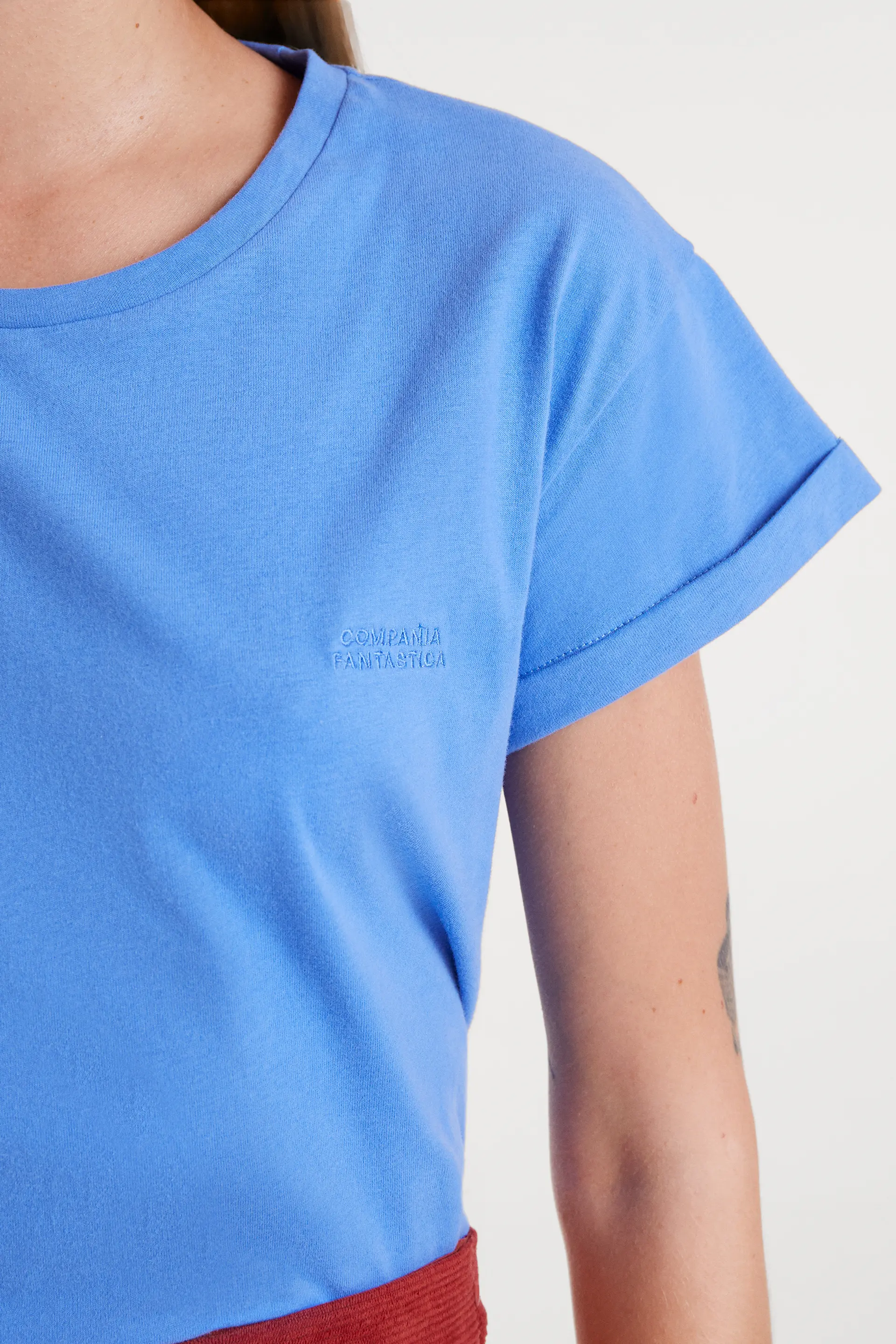 Camiseta 100% algodón azul - Image 4