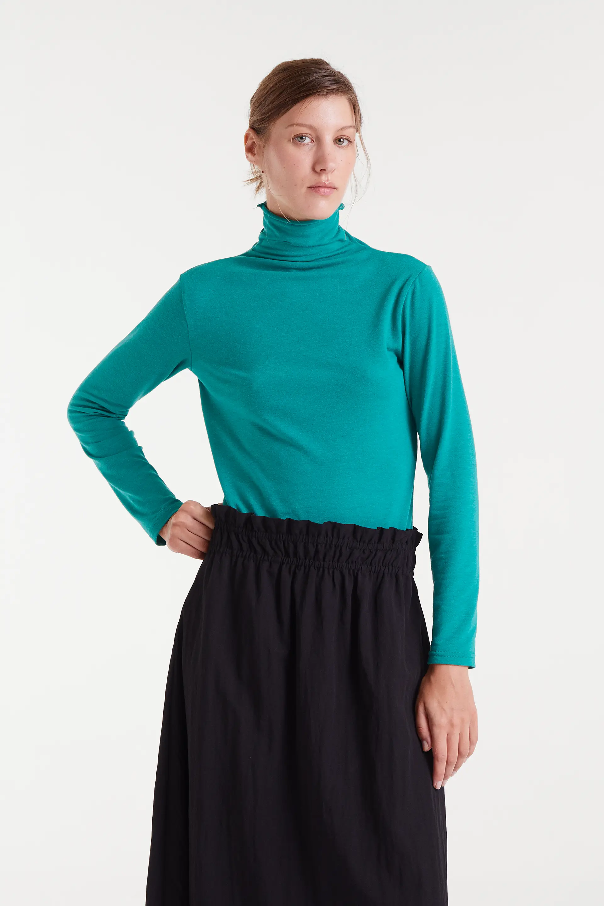 Camiseta cuello alto verde