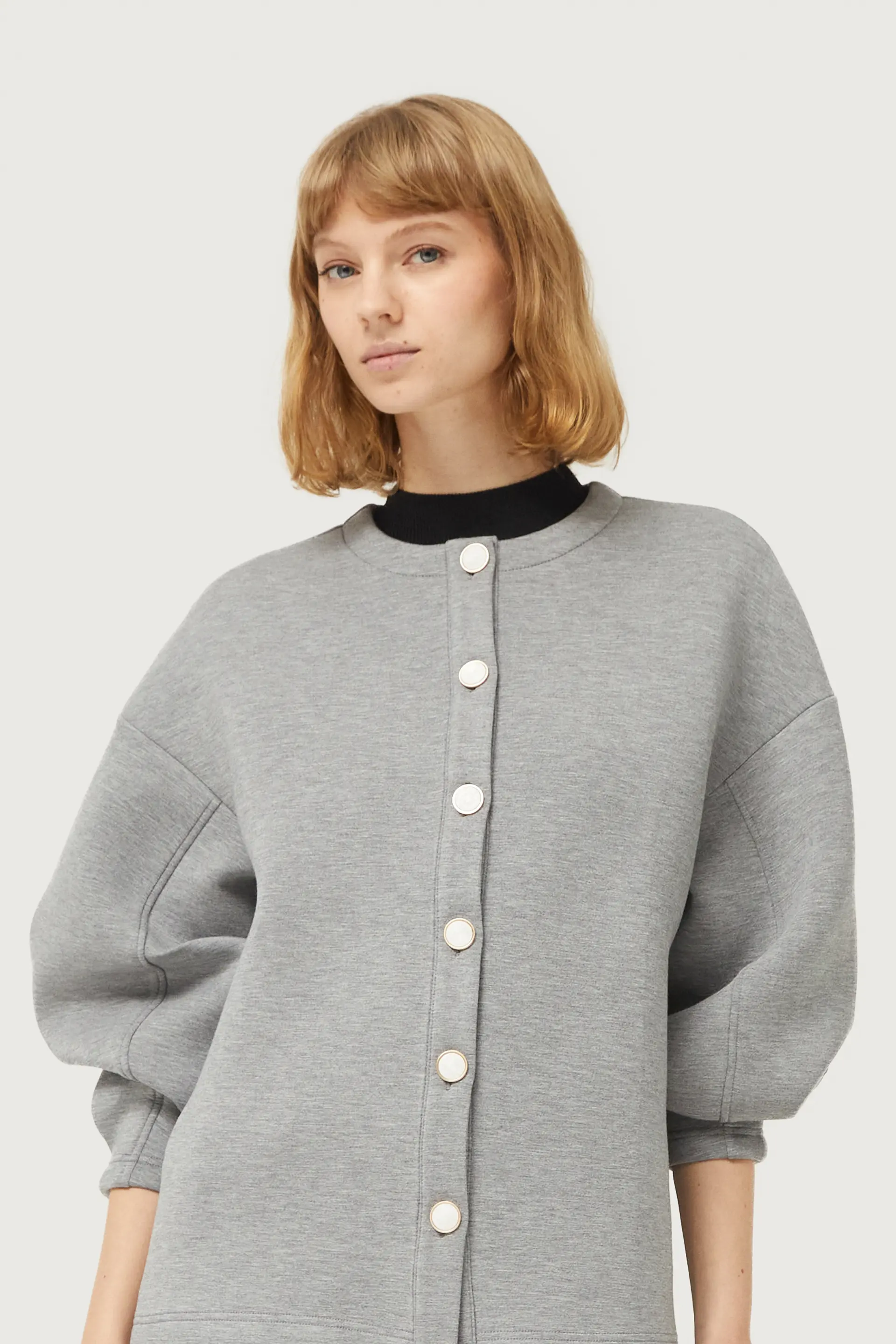 Chaqueta de neopreno gris - Image 4