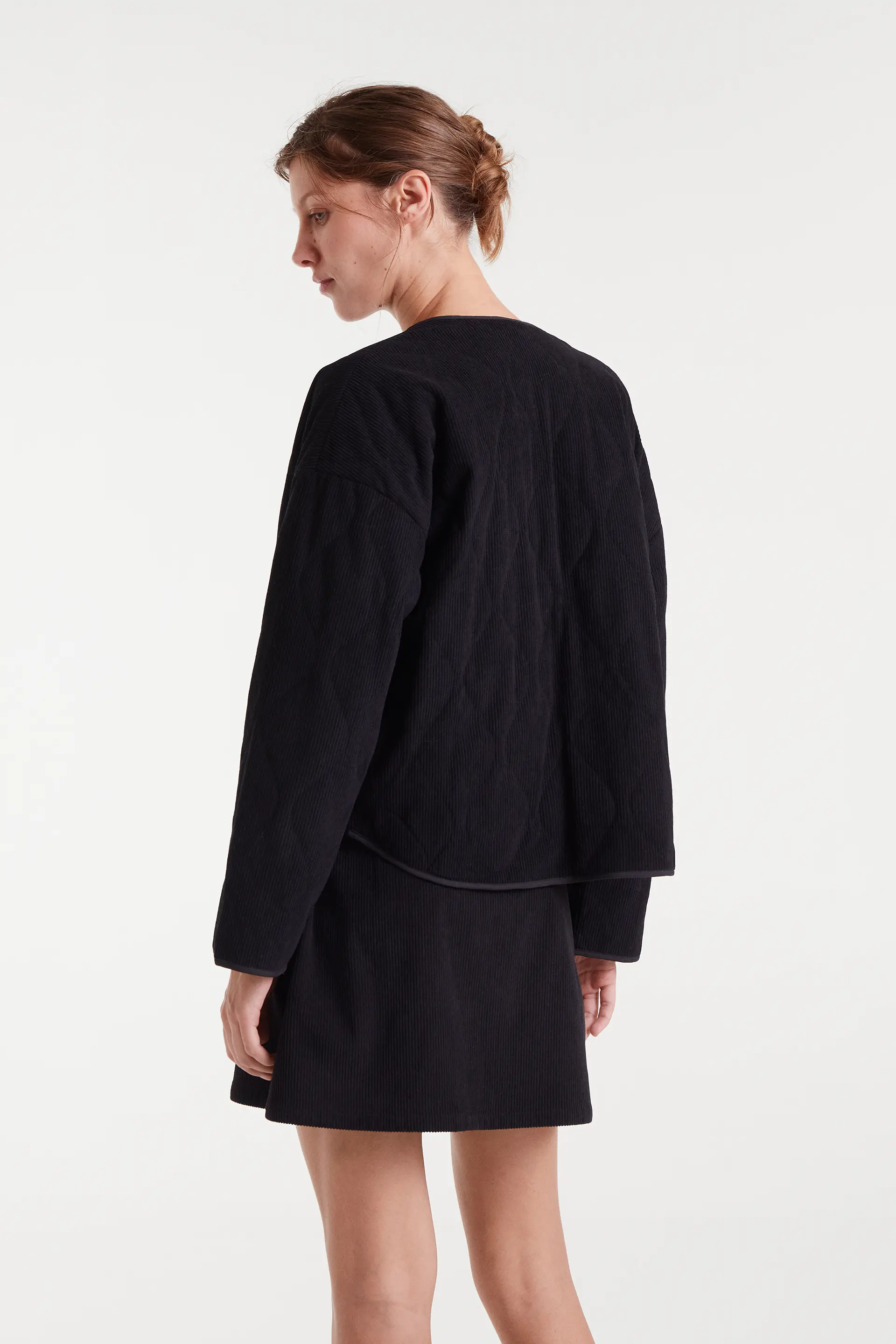 Chaqueta de pana negra - Image 3
