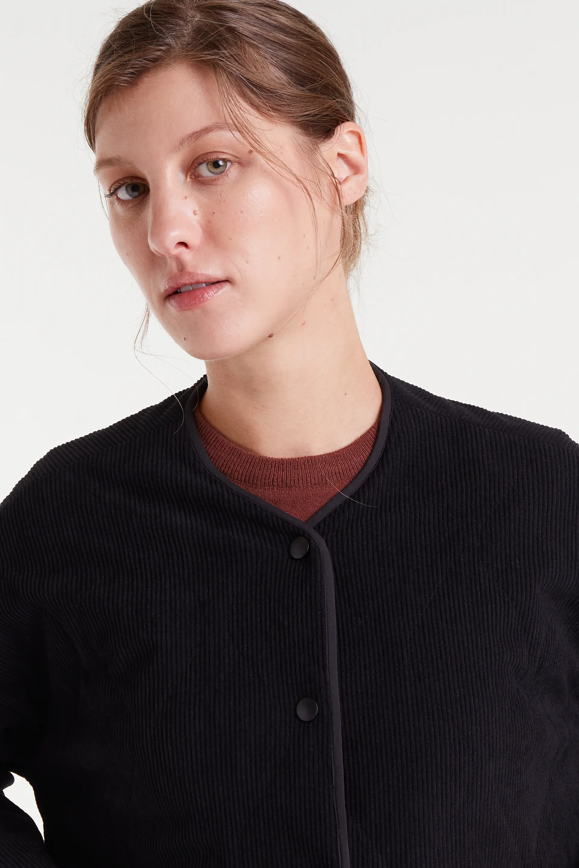 Chaqueta de pana negra - Image 4