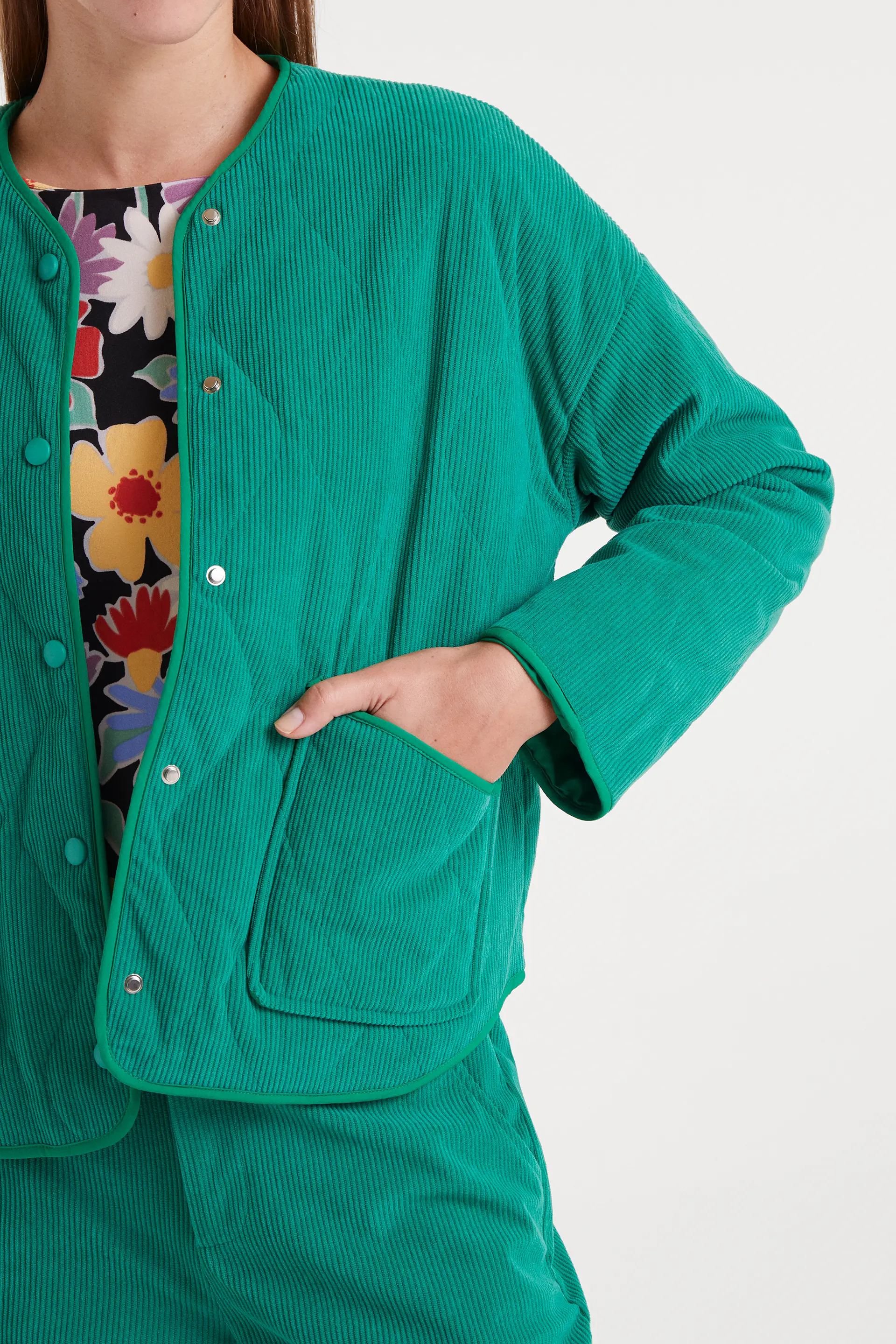 Chaqueta de pana verde - Image 4