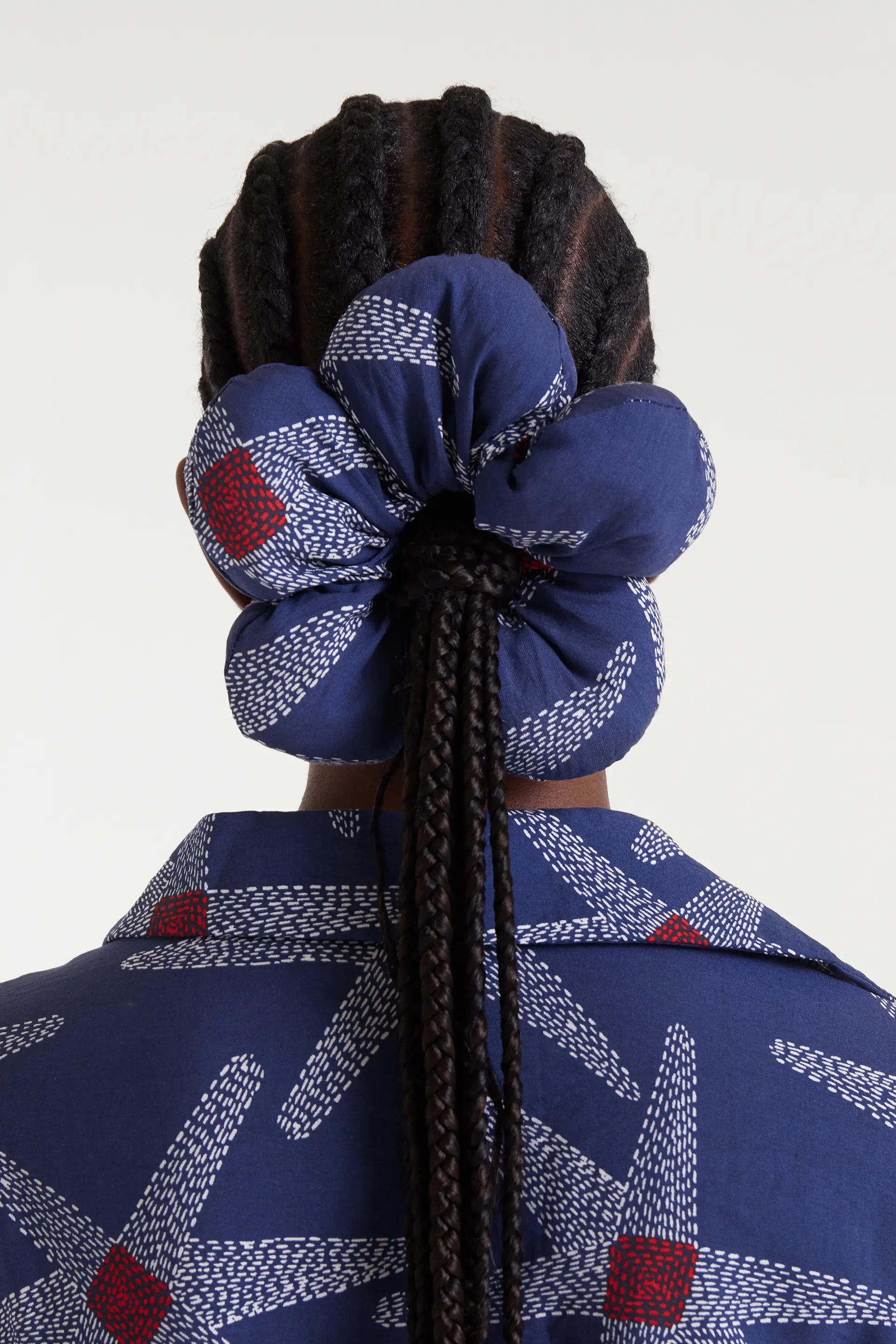 Coletero con forma de flor estampado Starships