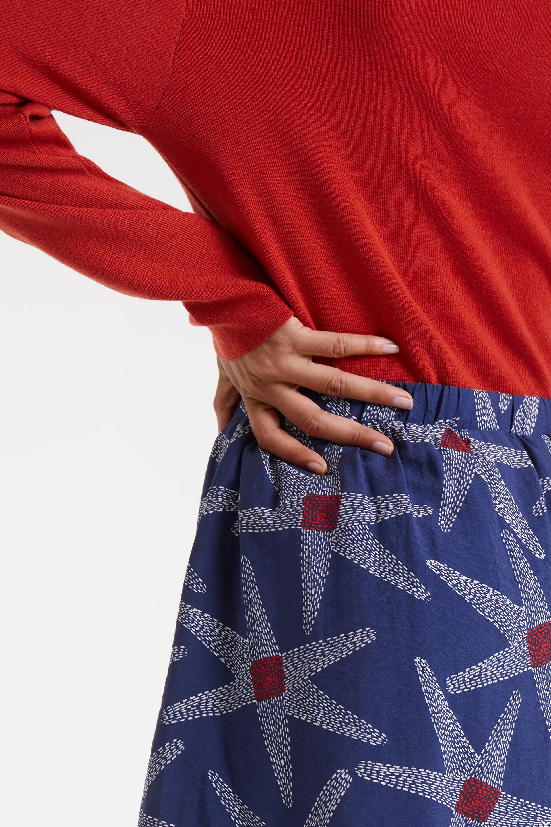 Falda corta con estampado Starships - Image 4