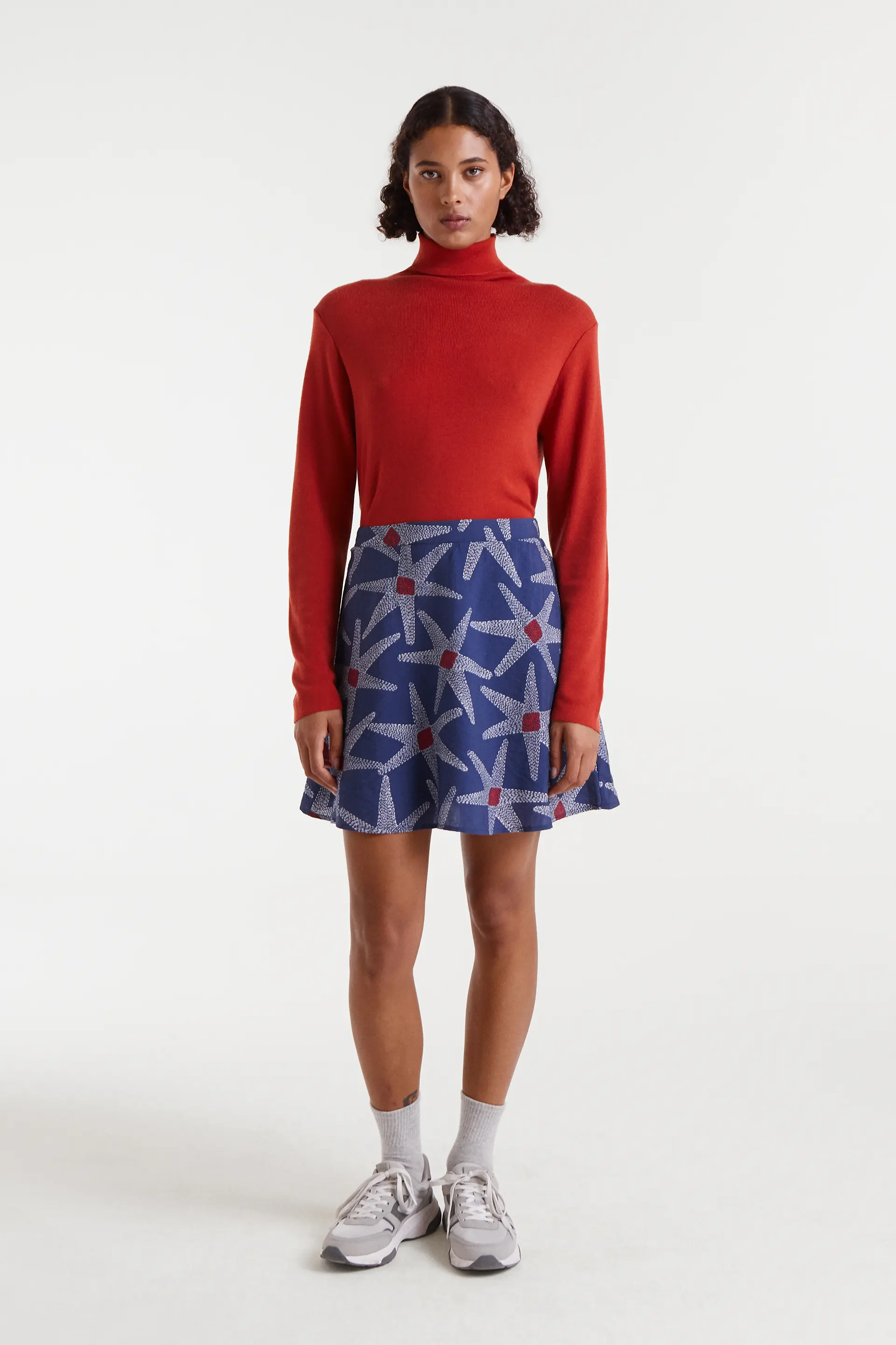 Falda corta con estampado Starships - Image 5