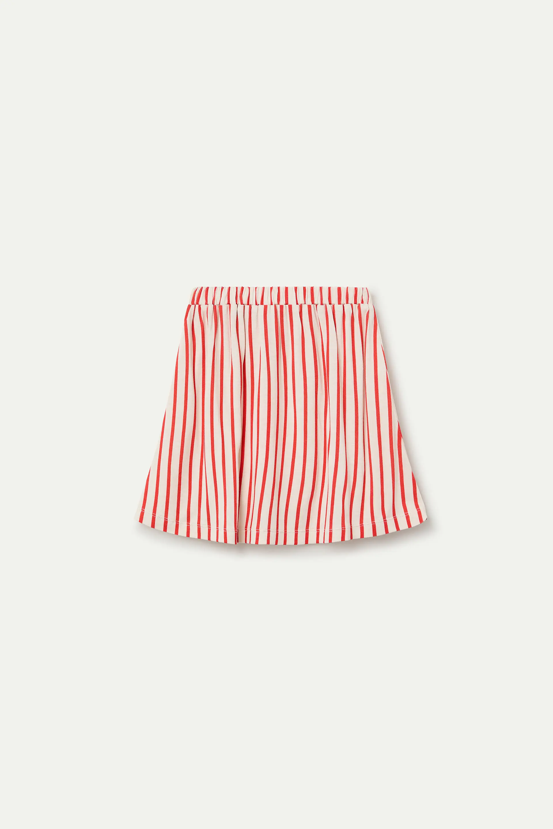 Falda corta de niña con estampado de rayas rojas - Image 2