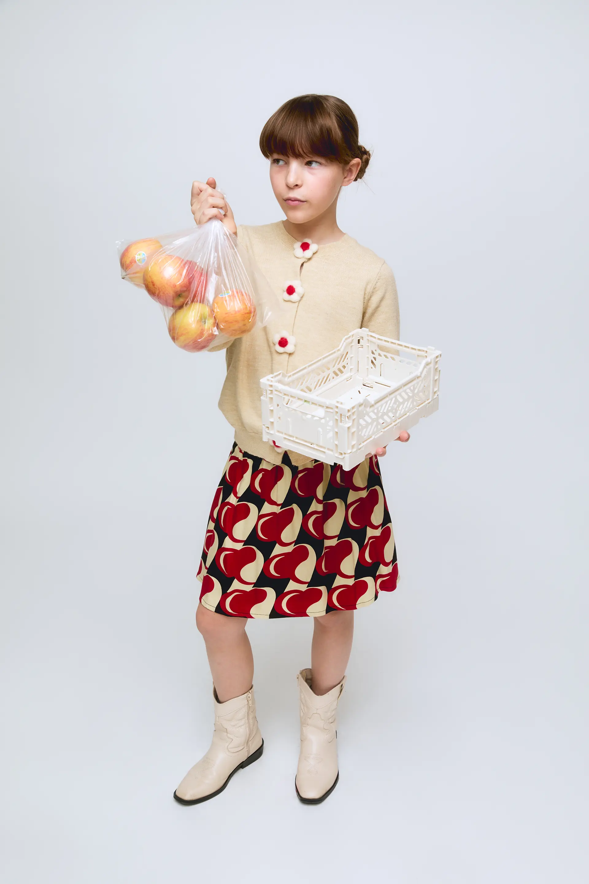 Falda corta de niña con estampado Heart Attack - Image 4
