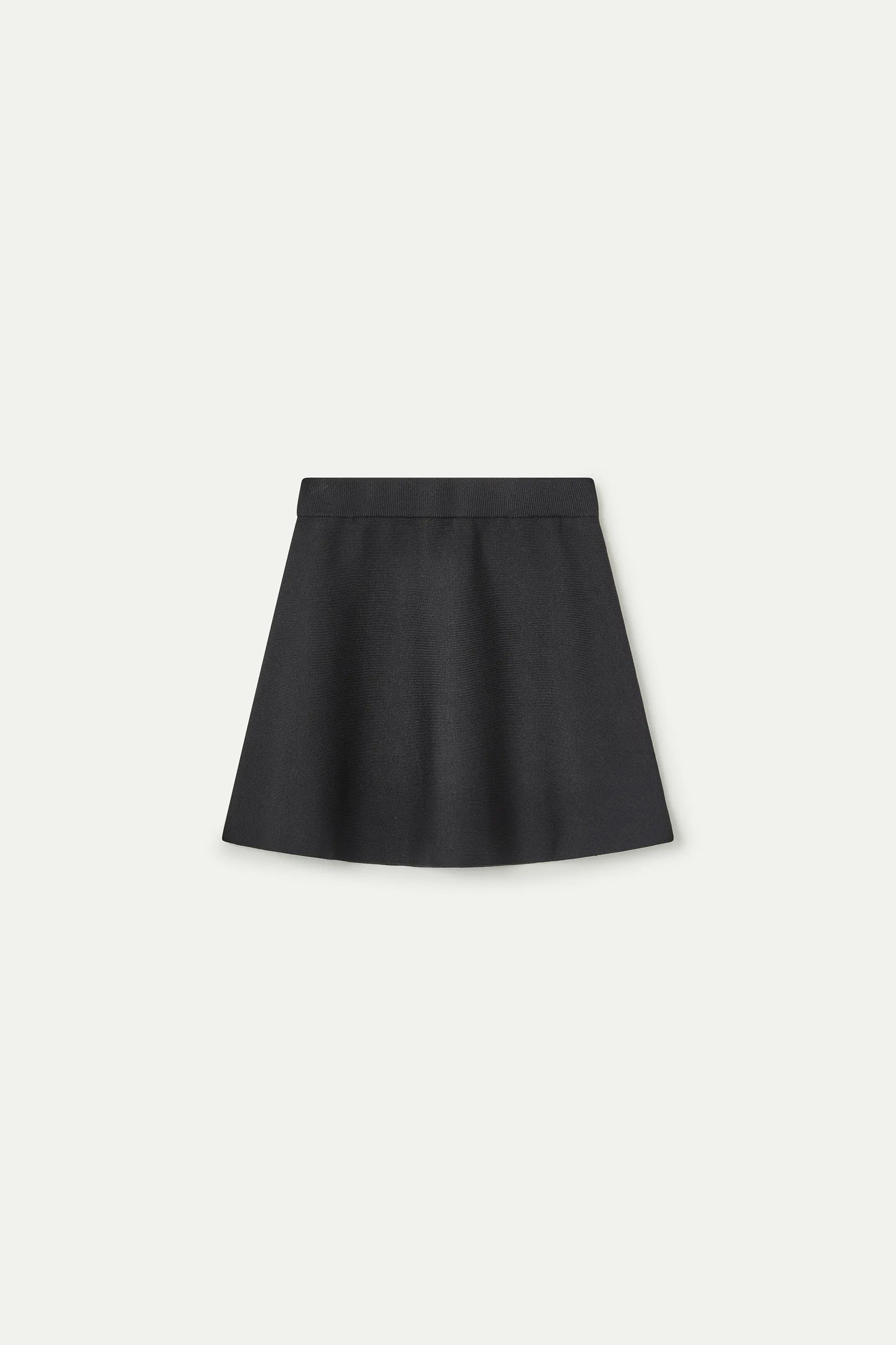Falda corta punto negro - Image 2