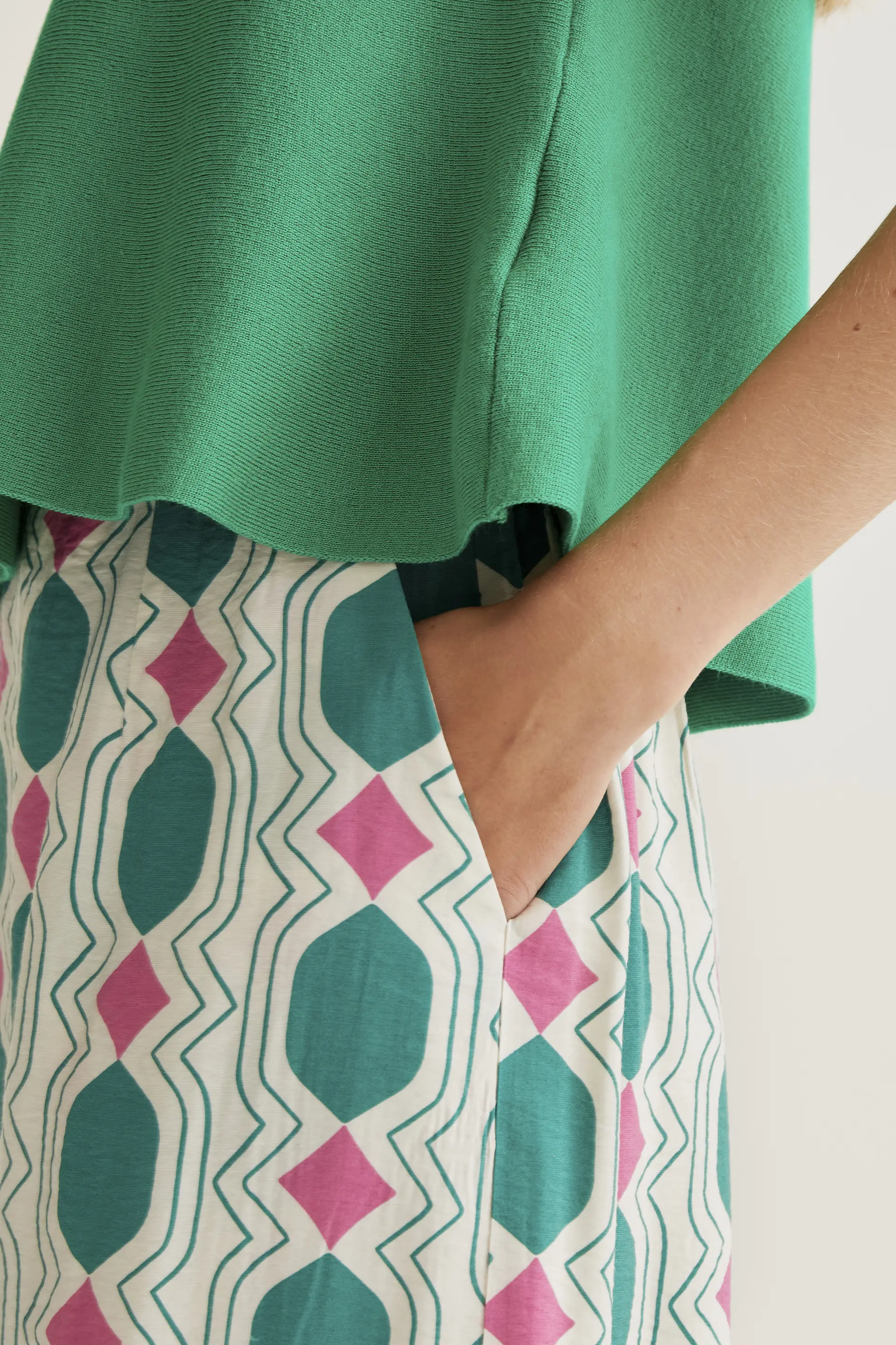 Falda mdi con estampado Geometric - Image 4
