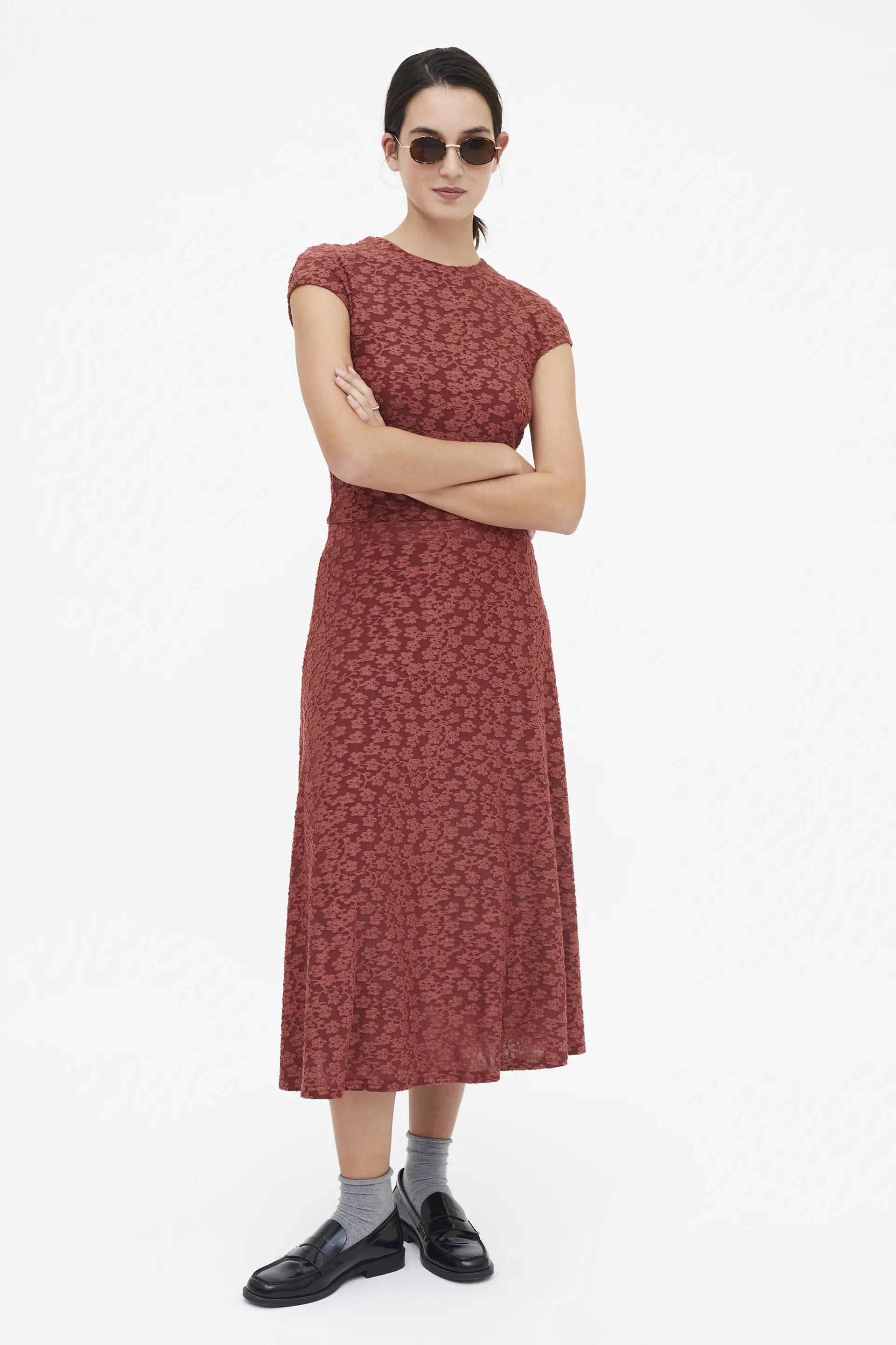 Falda midi con encaje floral marrón - Image 5