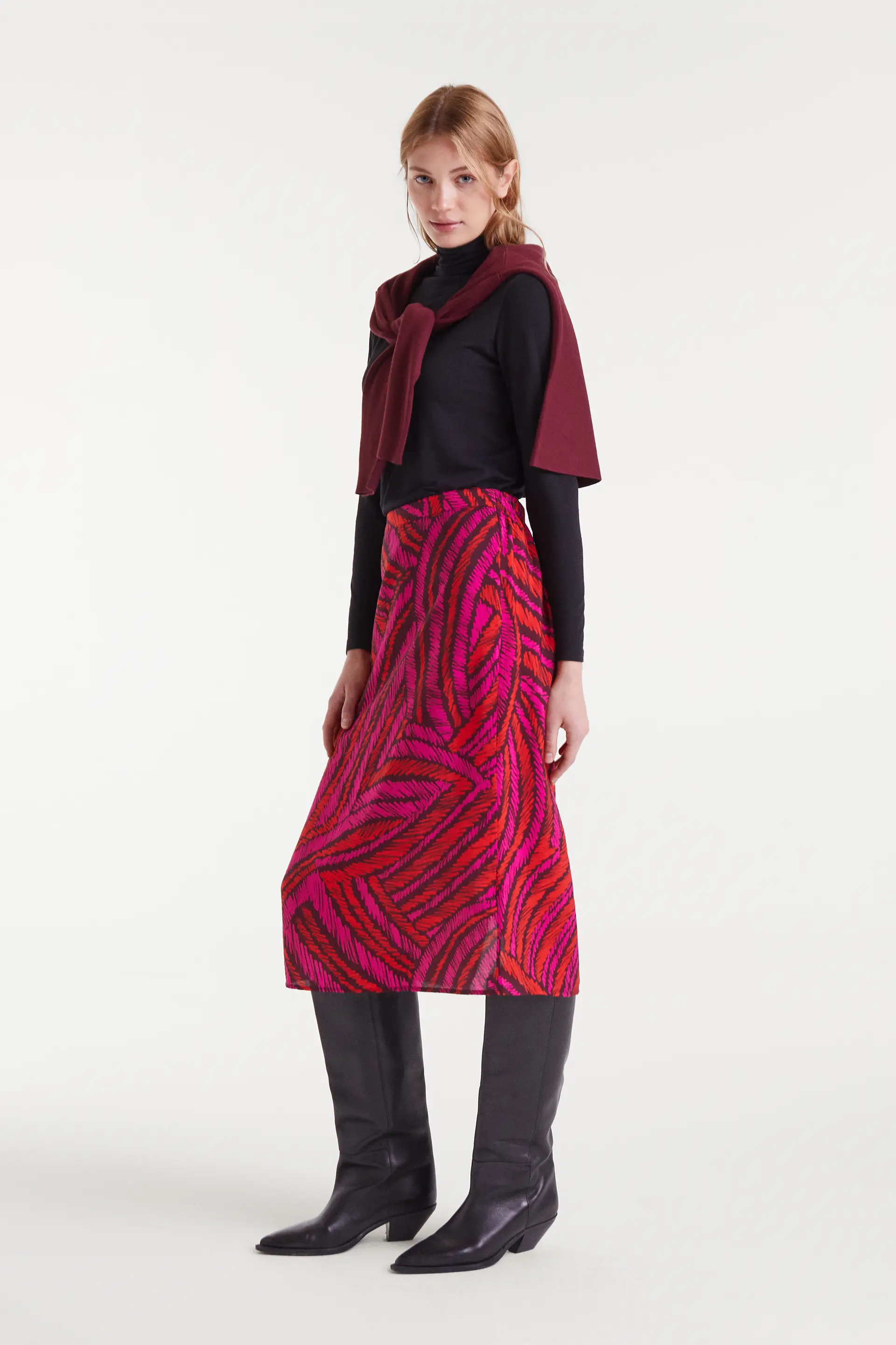 Falda midi crepé ligero con estampado Fedora - Image 6