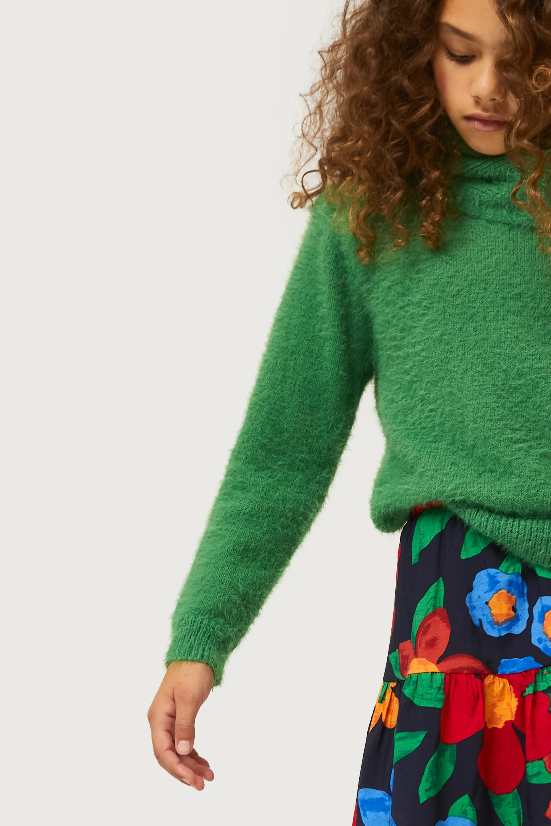 Jersey de niña de punto con textura verde - Image 3