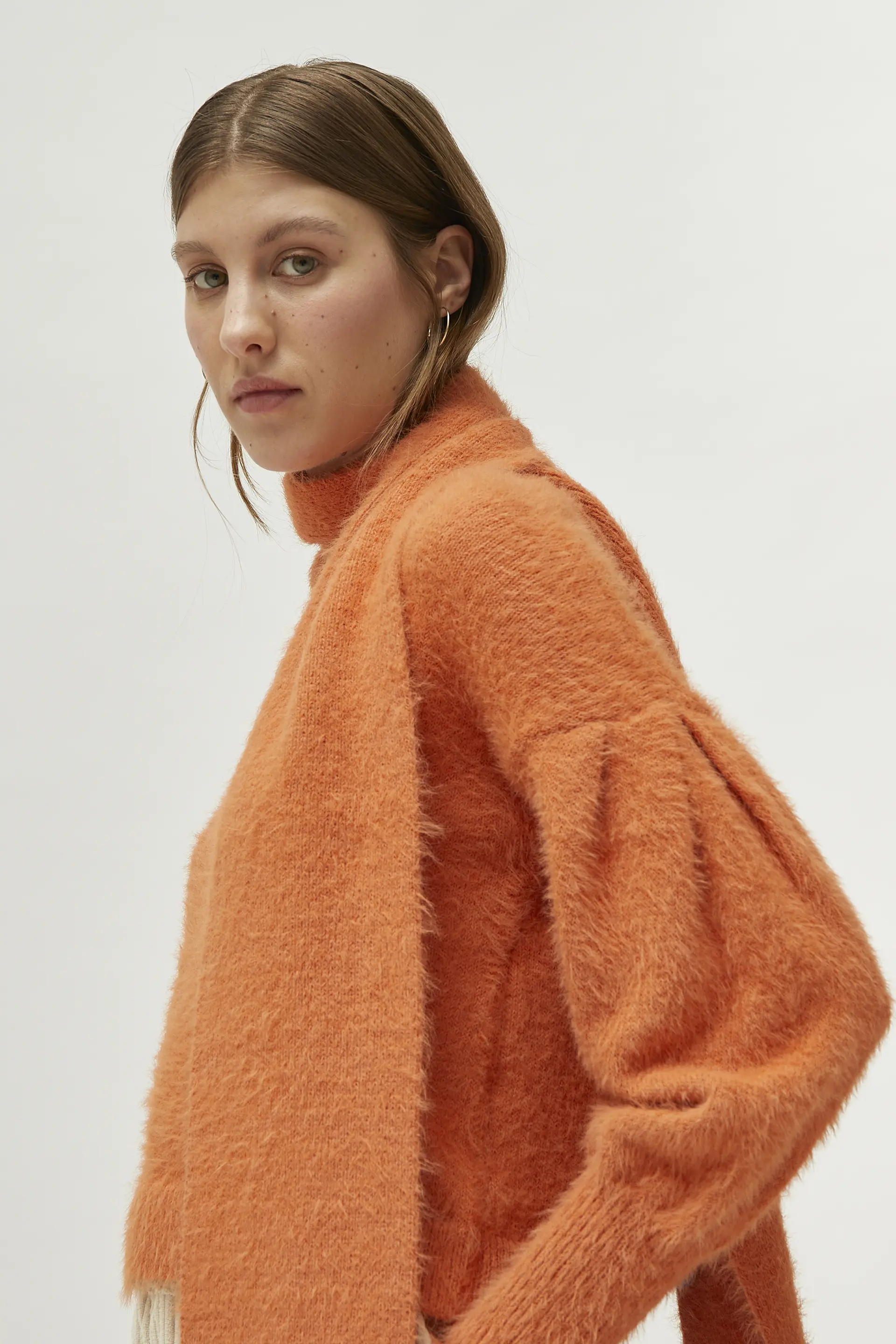 Jersey de punto con textura naranja - Image 4
