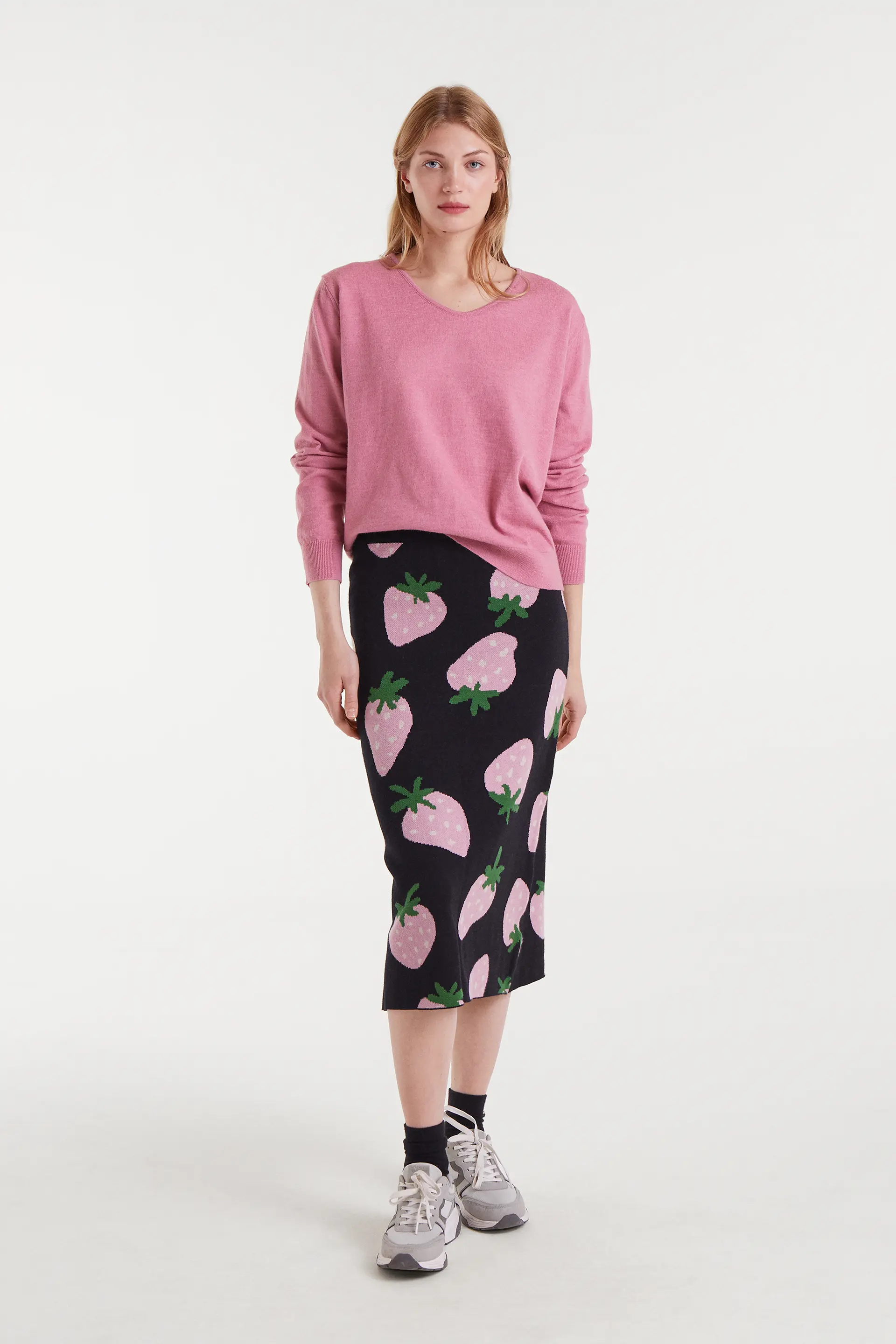 Jersey de punto cuello pico rosa - Image 5