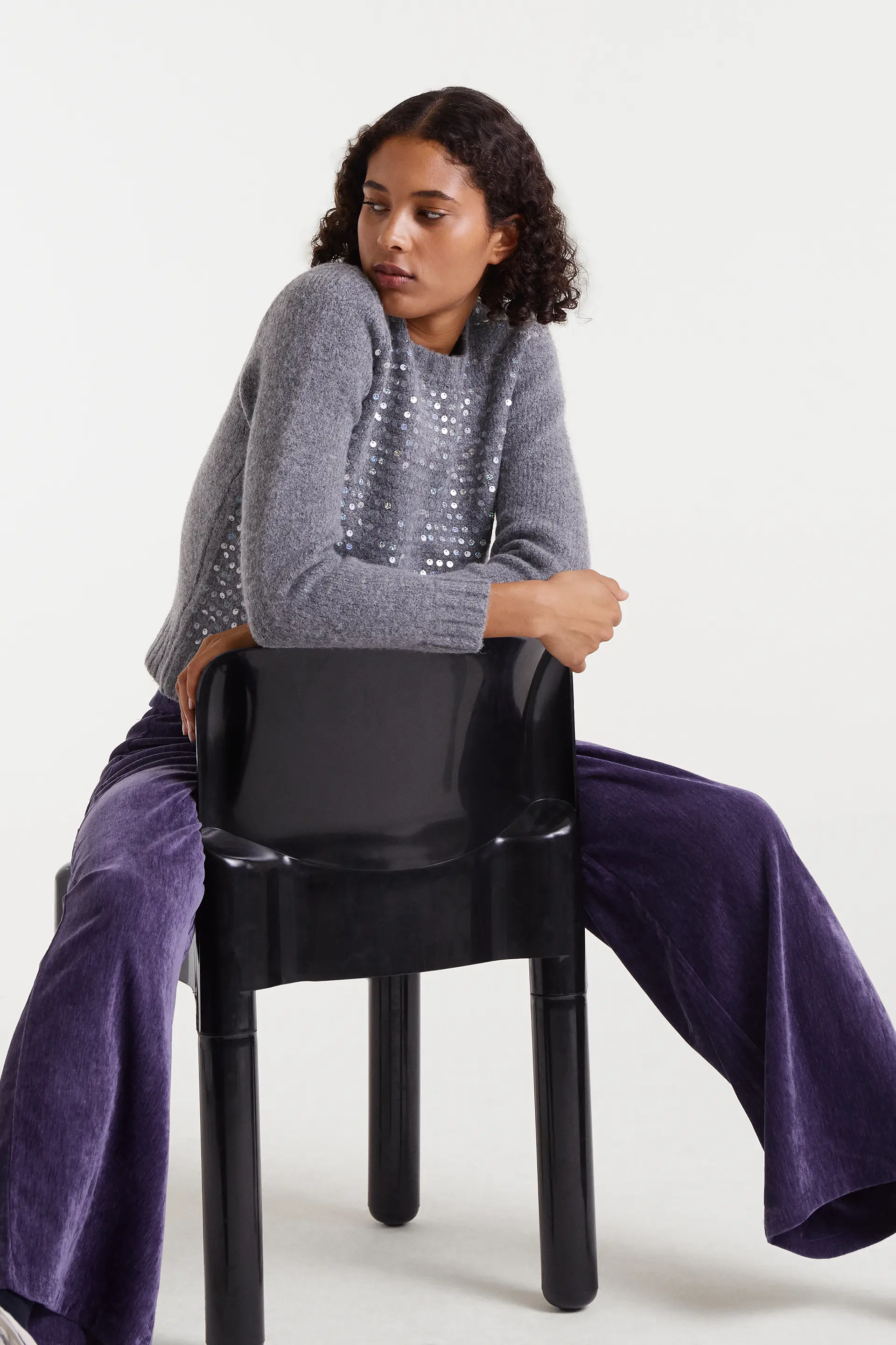 Jersey de punto gris con detalles en lentejuela - Image 6