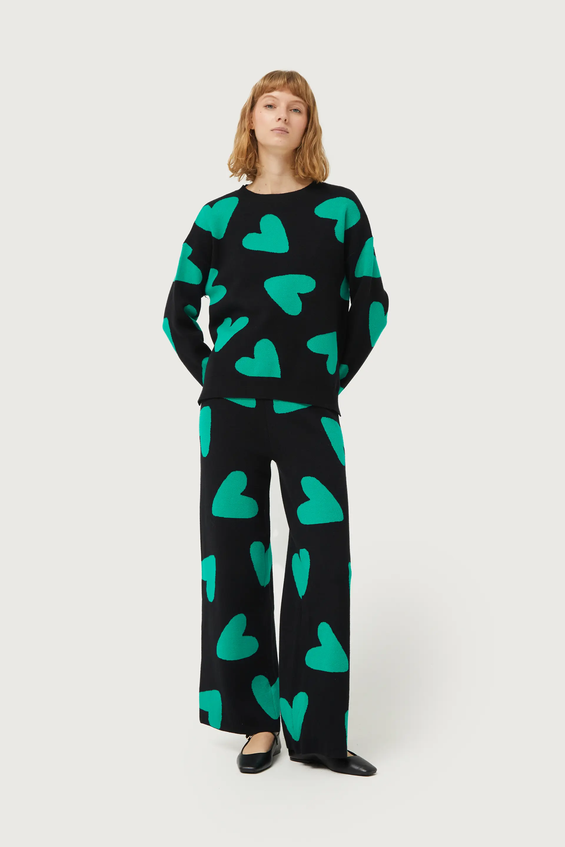 Jersey de punto jacquard de corazones negro