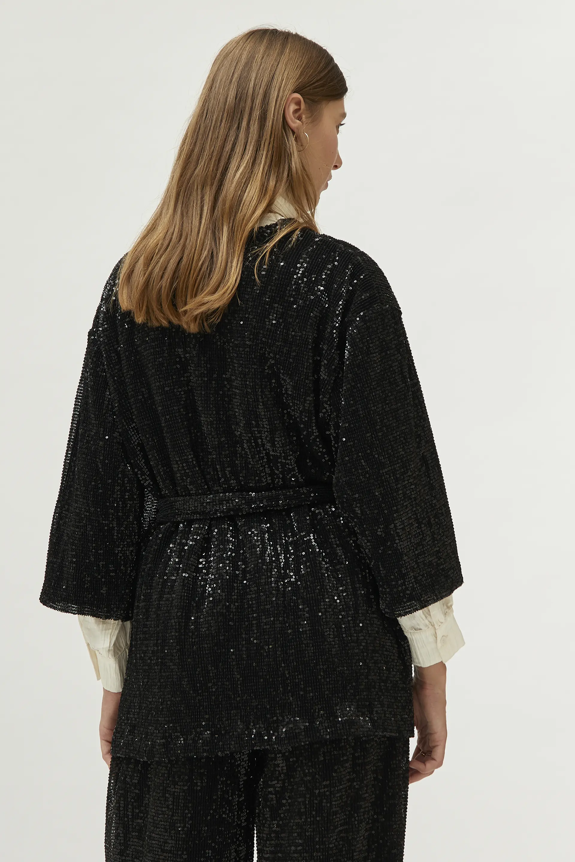 Kimono de lentejuelas negro - Image 5