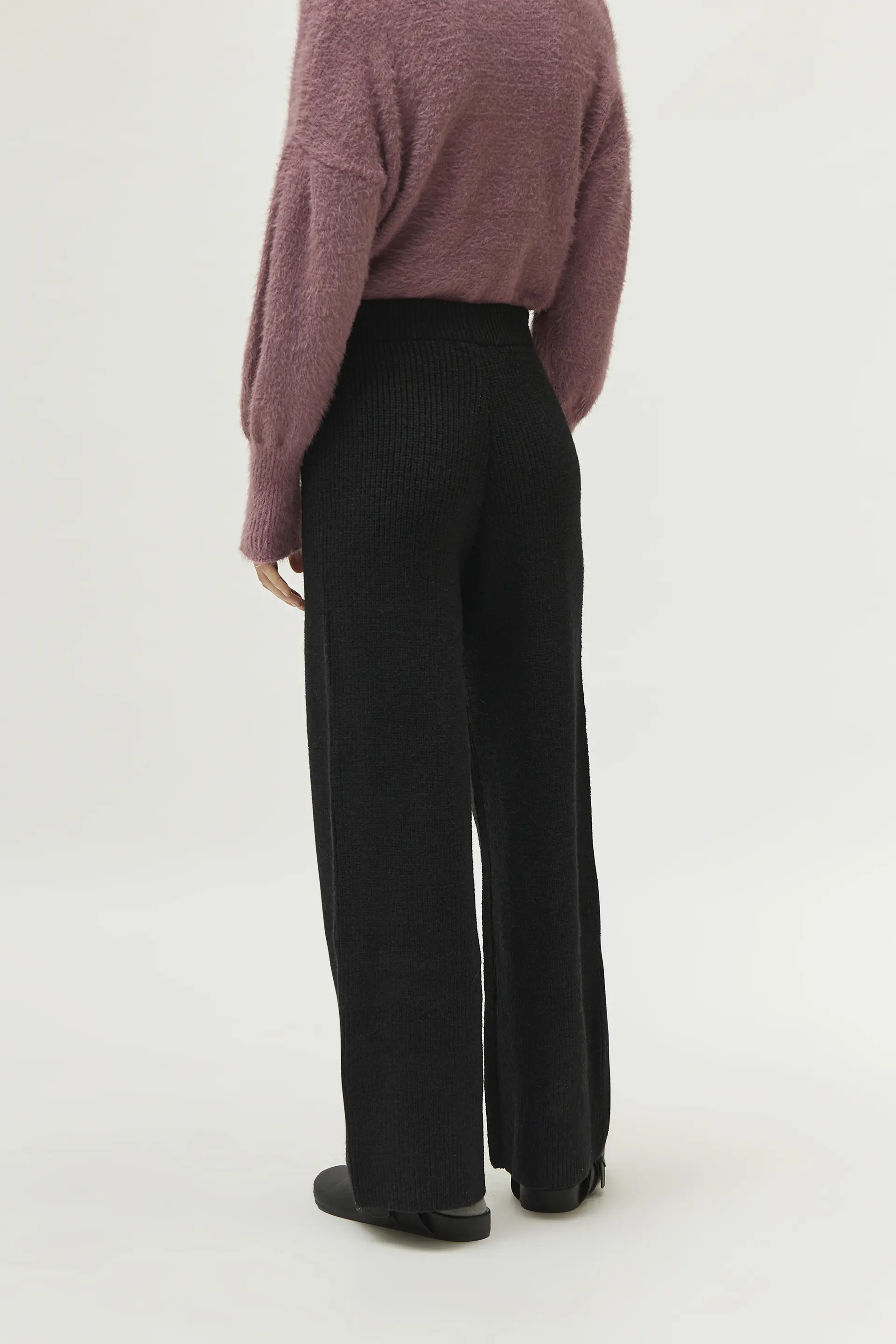 Pantalón ancho de punto negro - Image 5