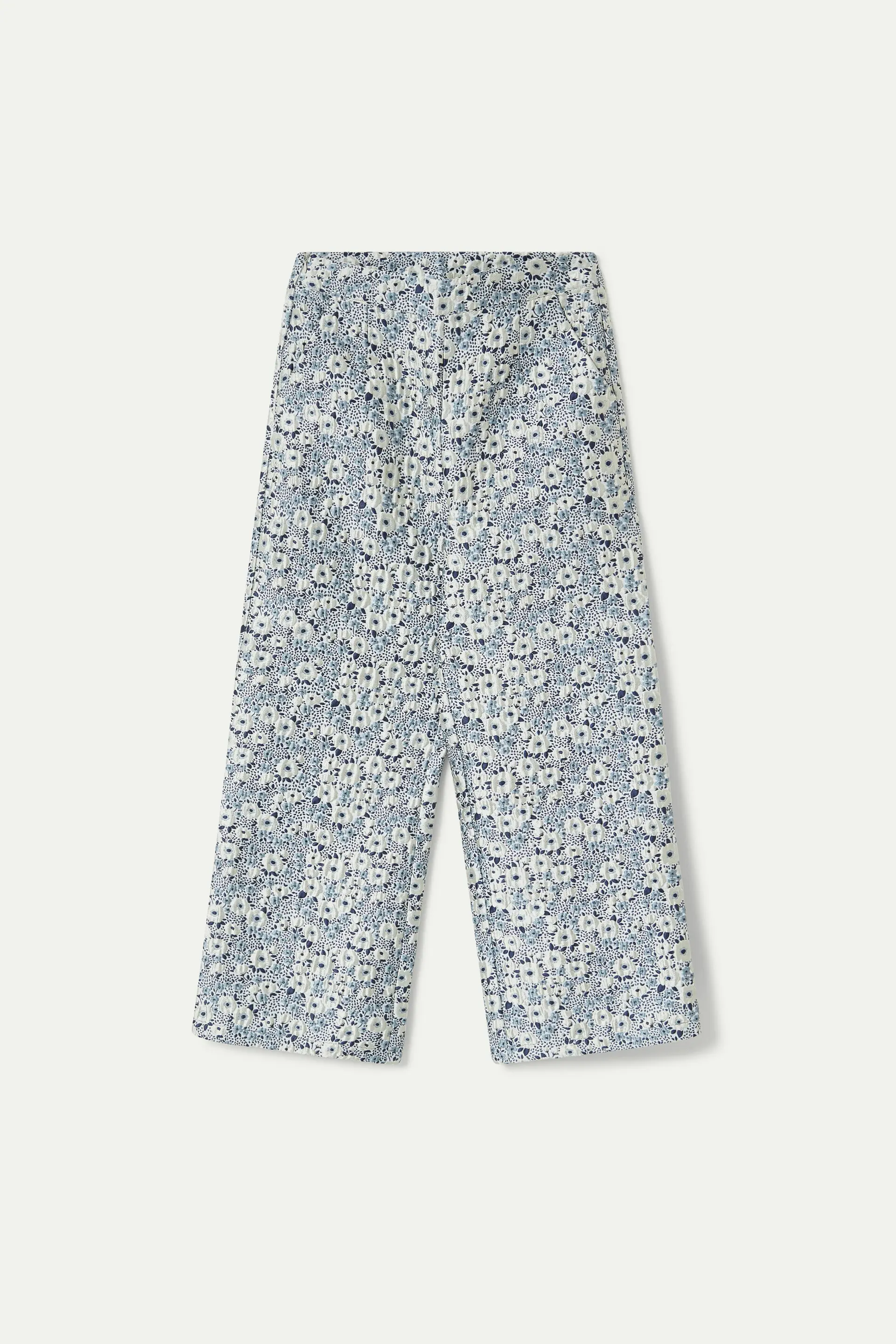 Pantalón con estampado floral azul y blanco - Image 2