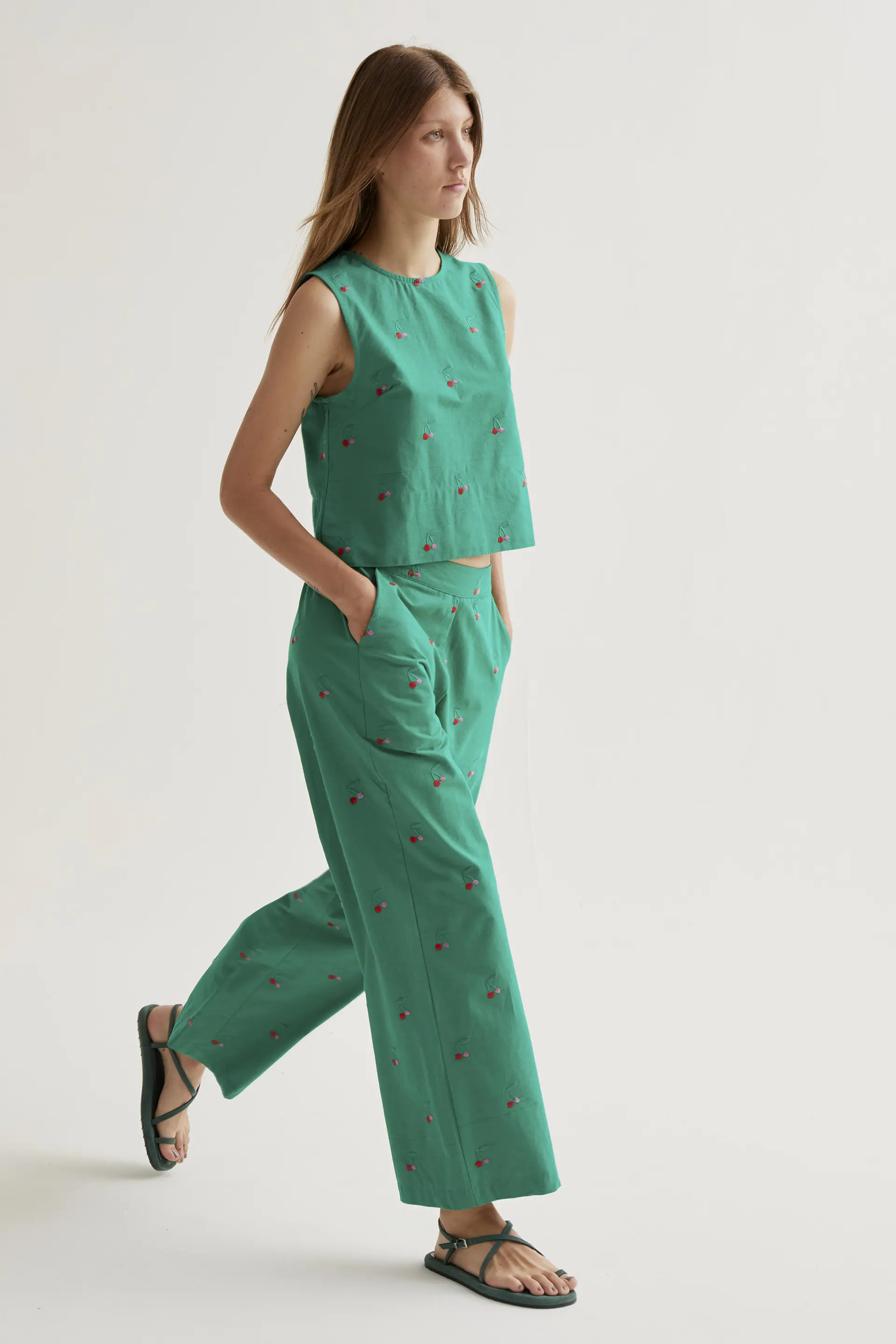 Pantalón con estampado Green Cherries - Image 6
