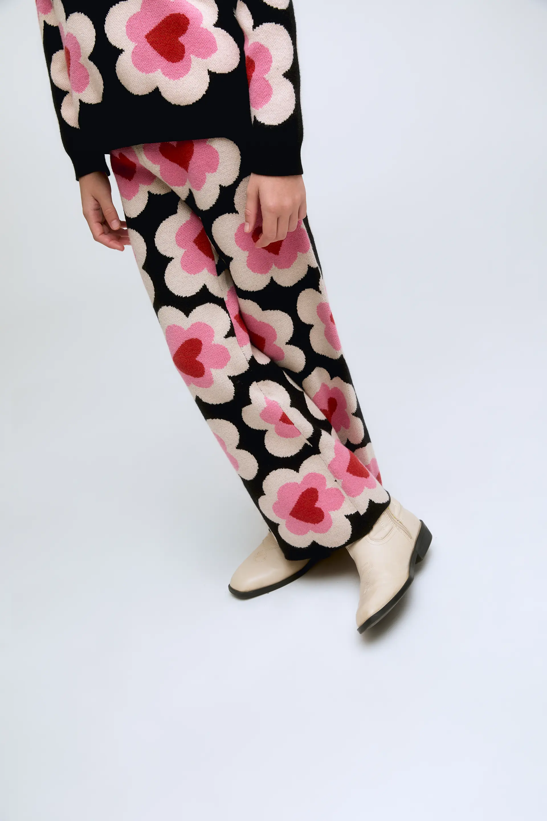Pantalón de niña punto estampado de corazones SweetHeart - Image 3
