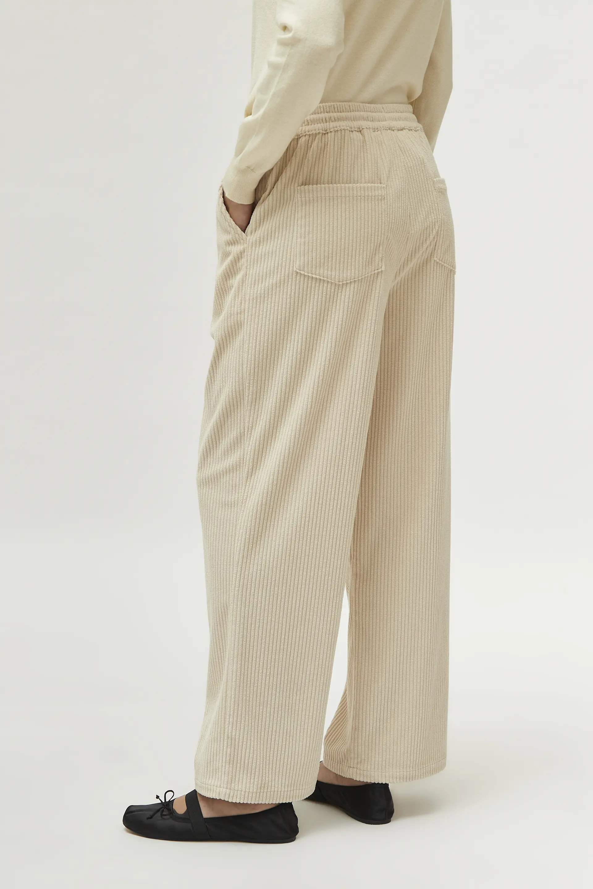 Pantalón de pana cintura elástica blanco - Image 6