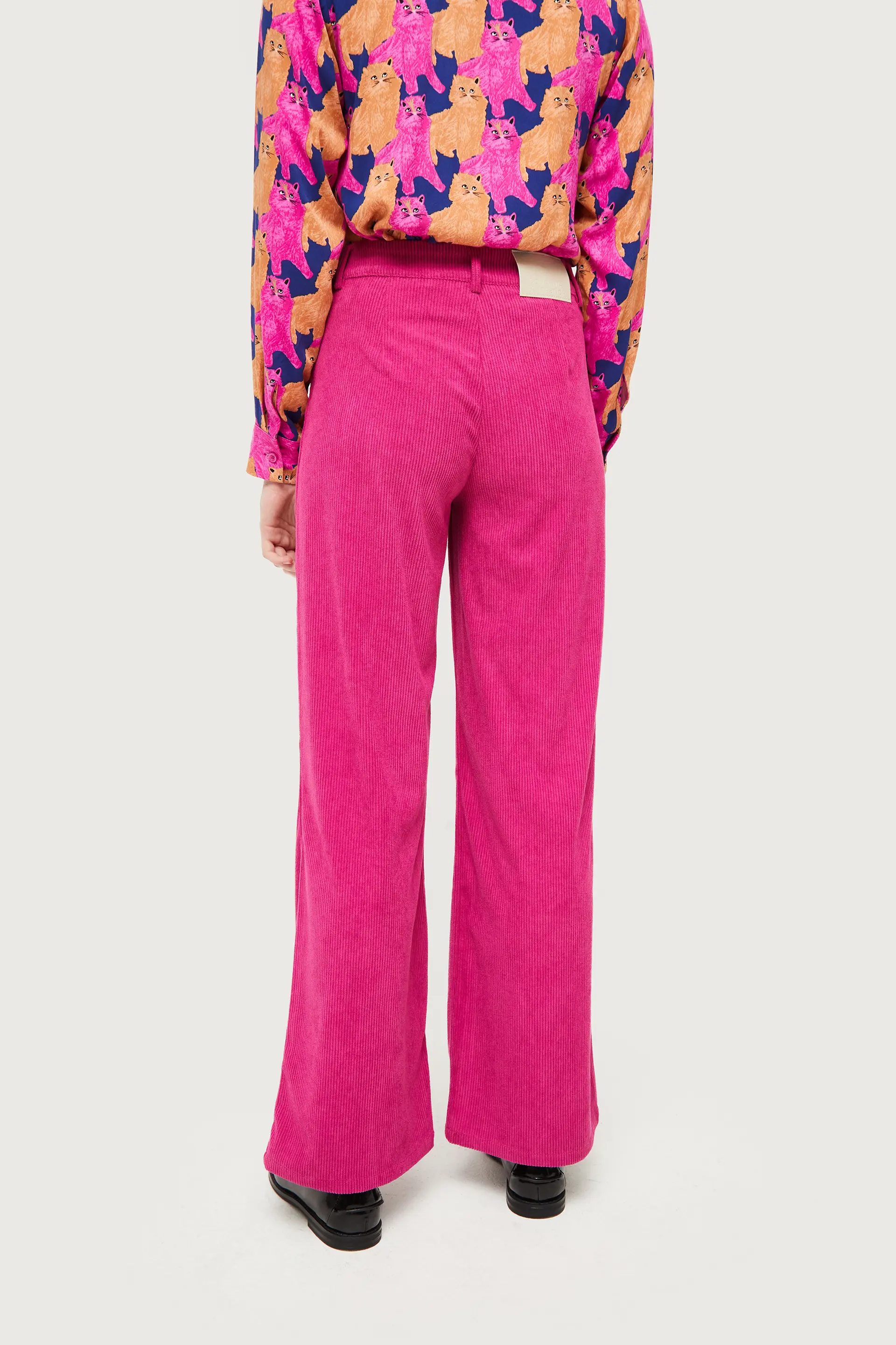 Pantalón de pana fucsia - Image 6