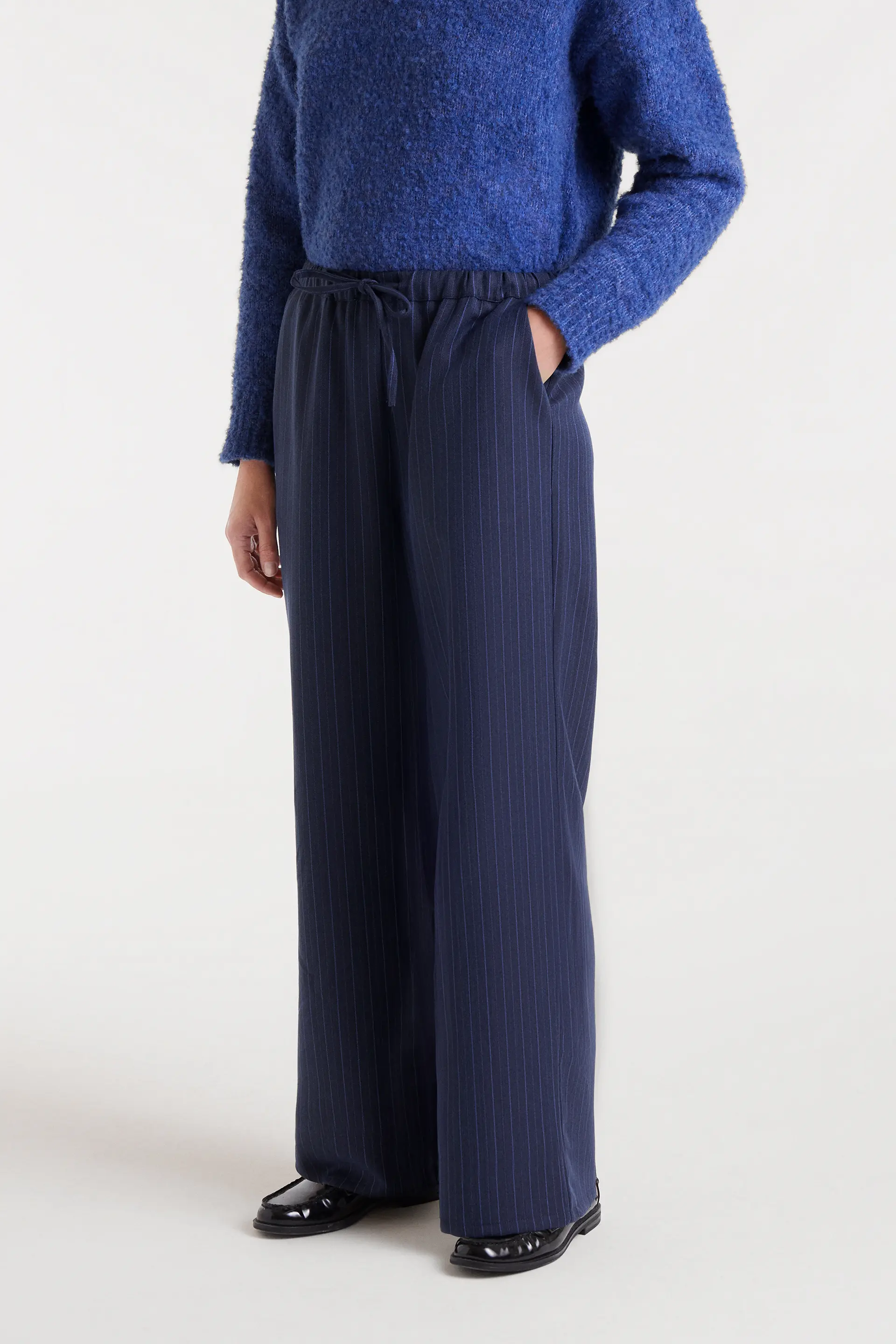 Pantalón de raya diplomática azul