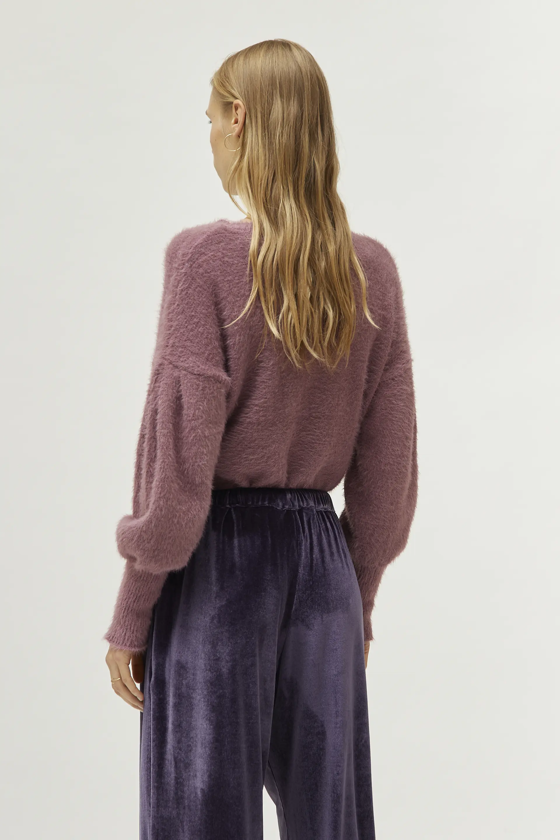 Pantalón de terciopelo morado - Image 4