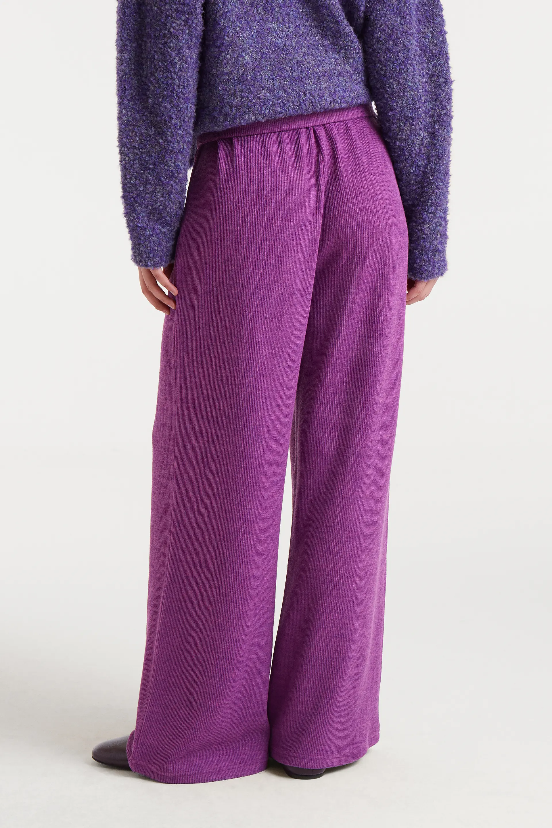 Pantalón punto canalé magenta - Image 3