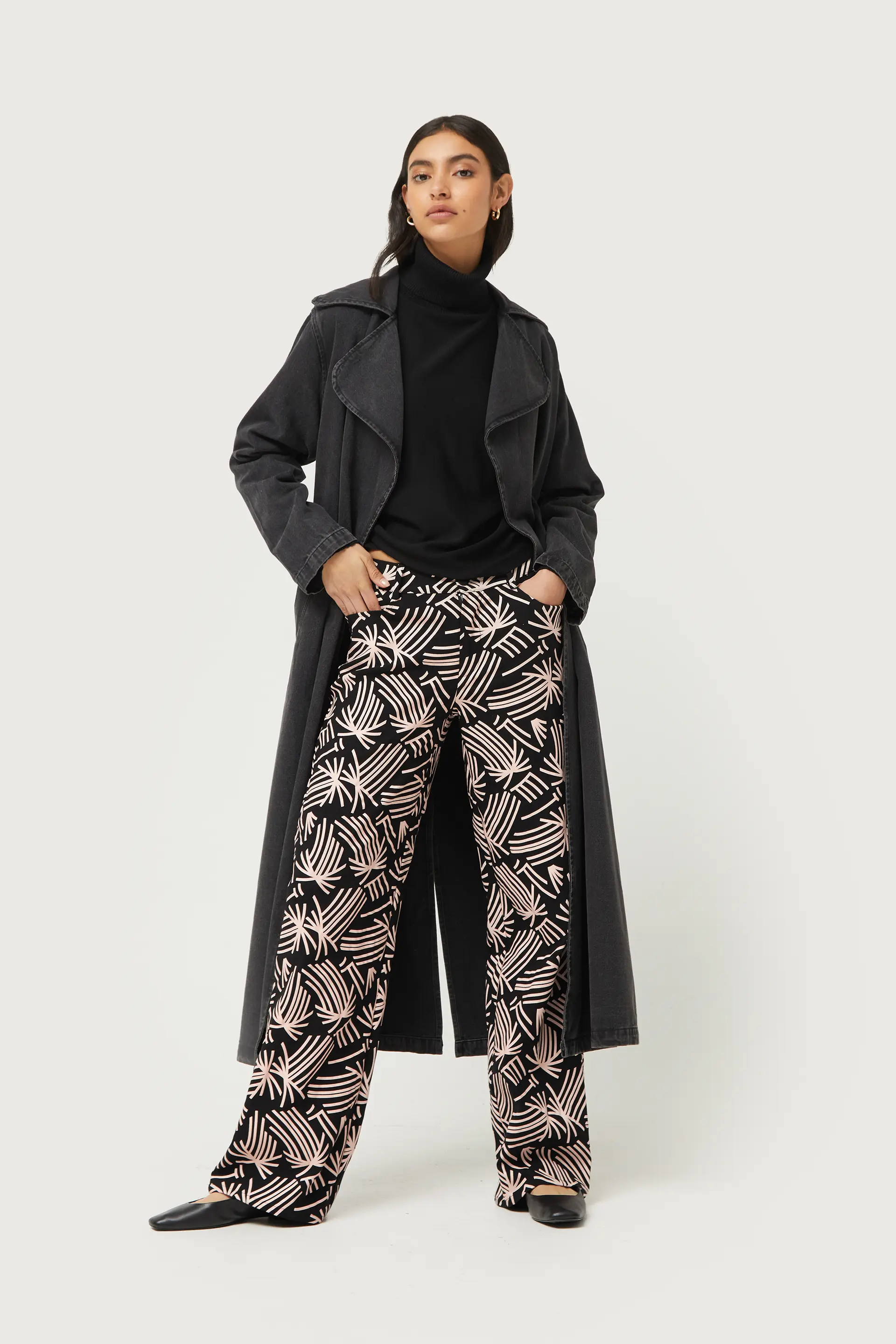 Pantalón recto con estampado abstracto Fénix - Image 3