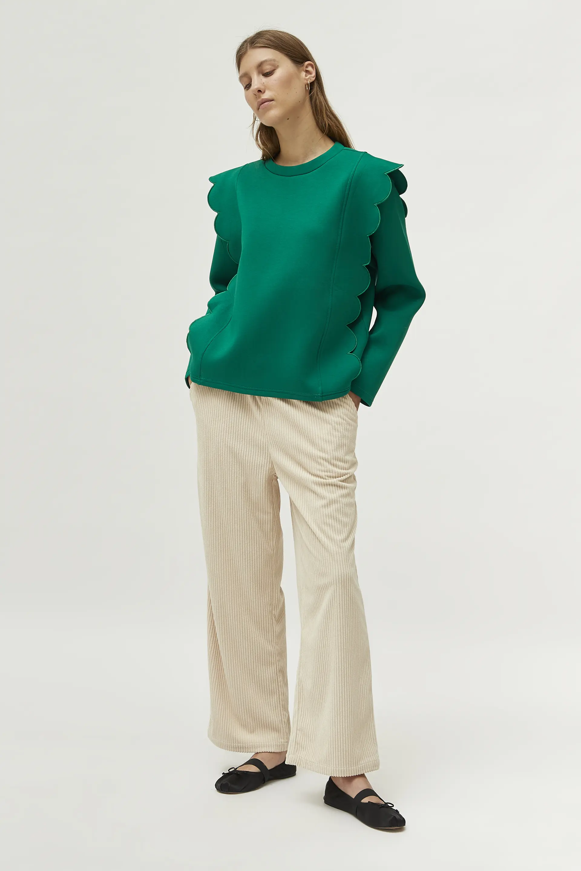 Sudadera detalle ondas verde