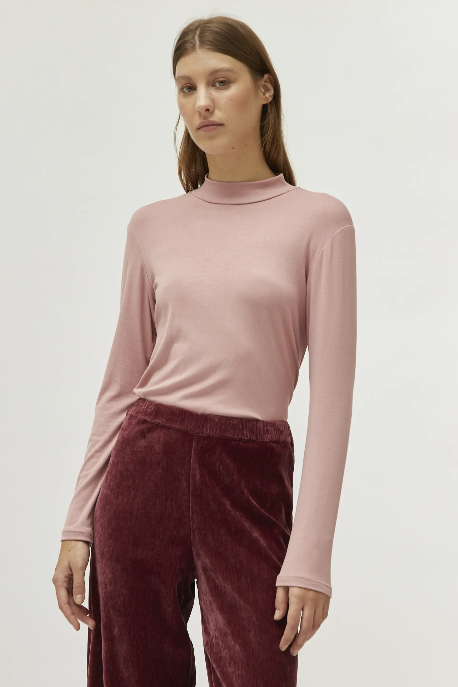 Top cuello mock rosa - Image 3