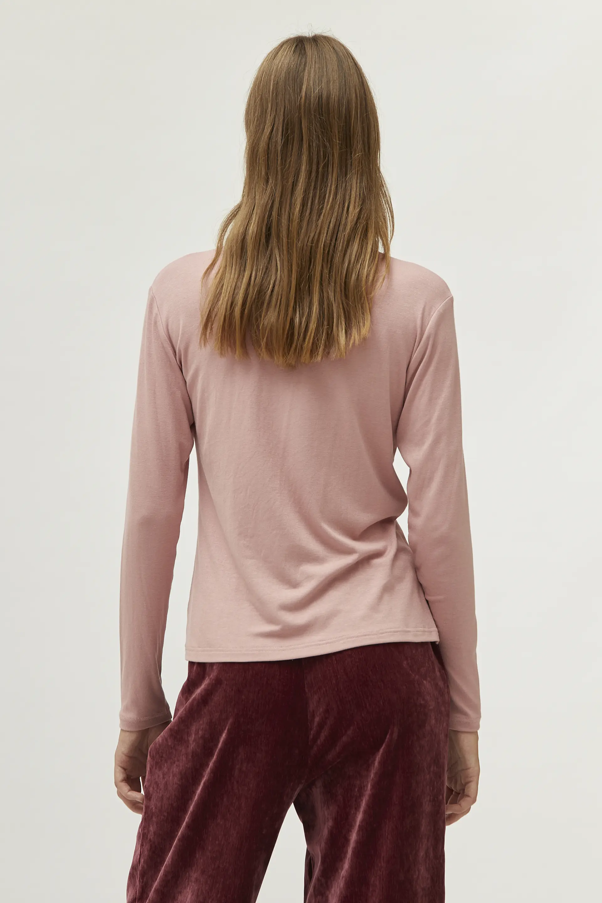 Top cuello mock rosa - Image 4