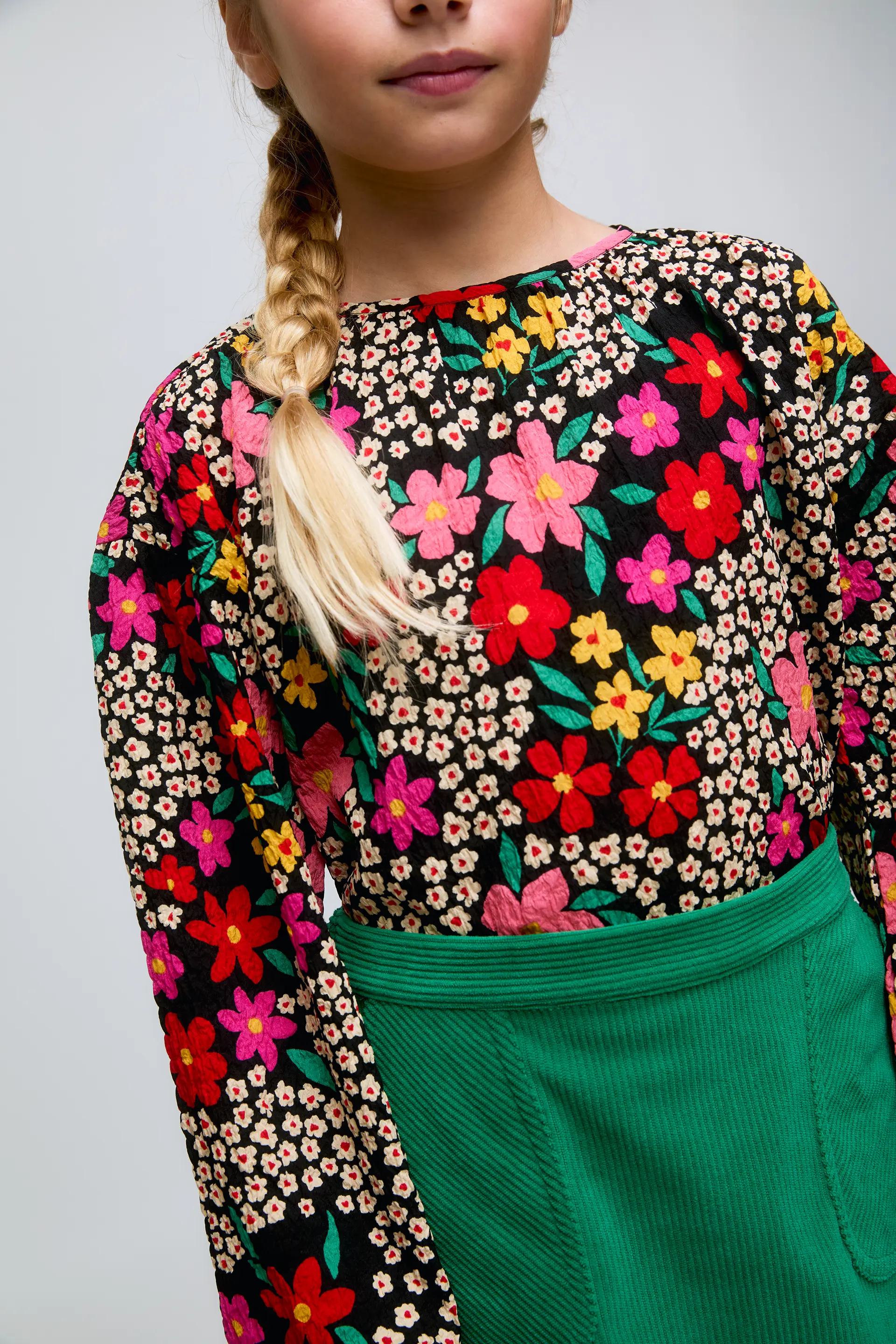 Top de niña de manga larga con estampado Giardino. - Image 3
