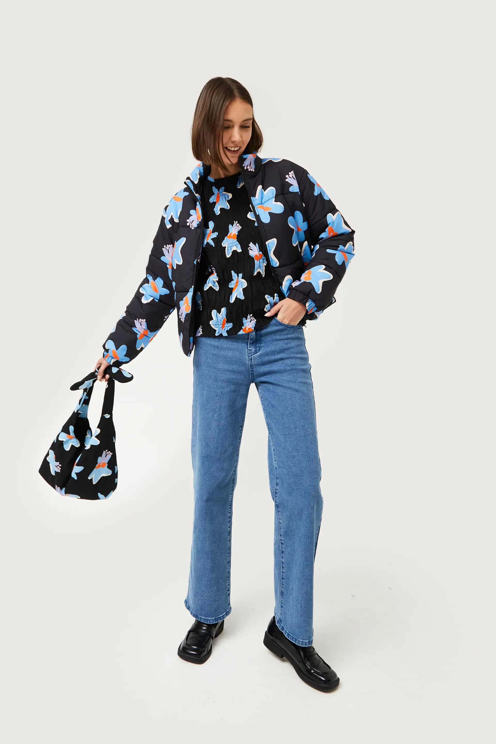 Top nido de abeja estampado floral Calatea negro - Image 4