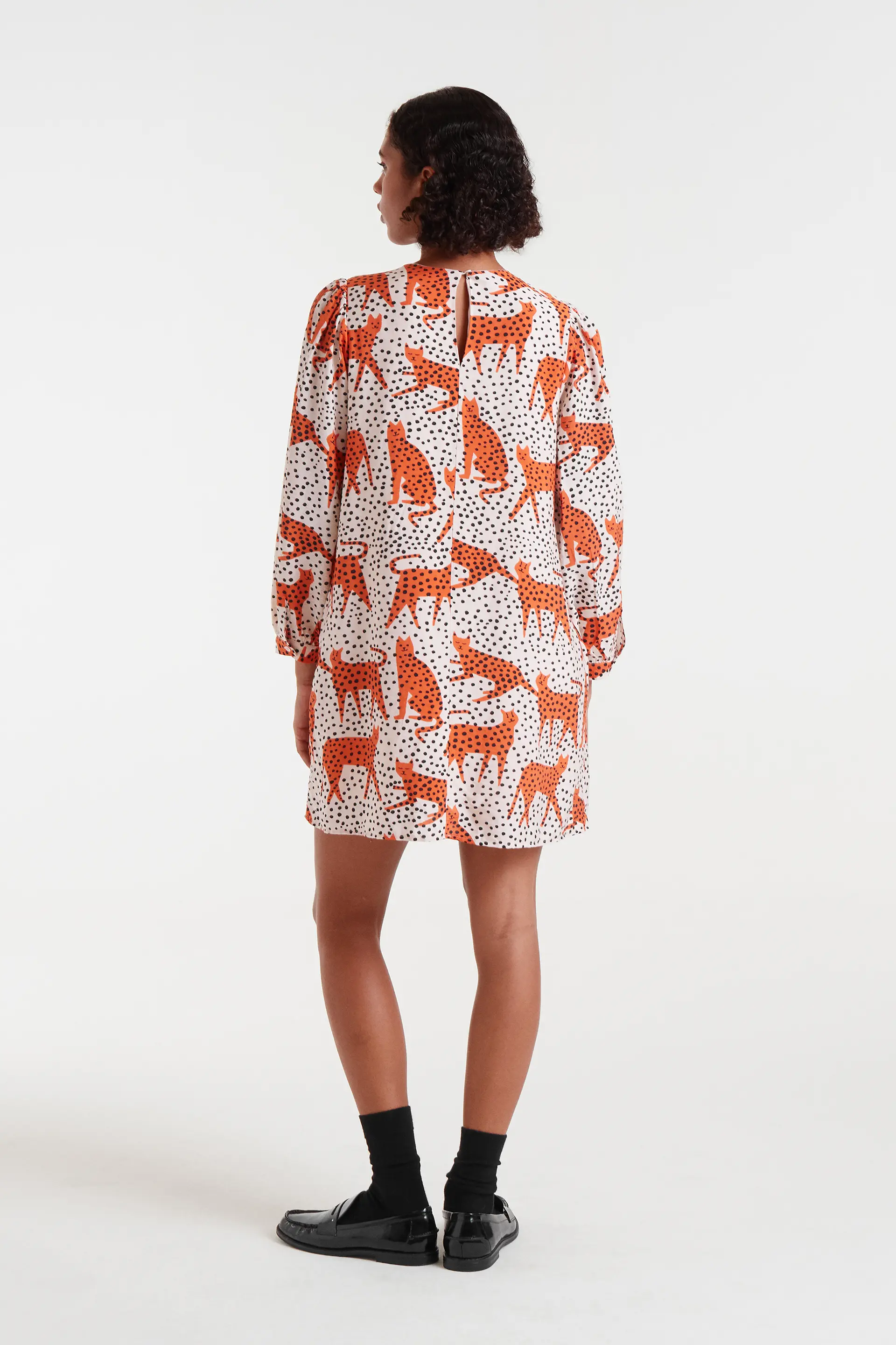 Vestido corto con estampado Tano - Image 3