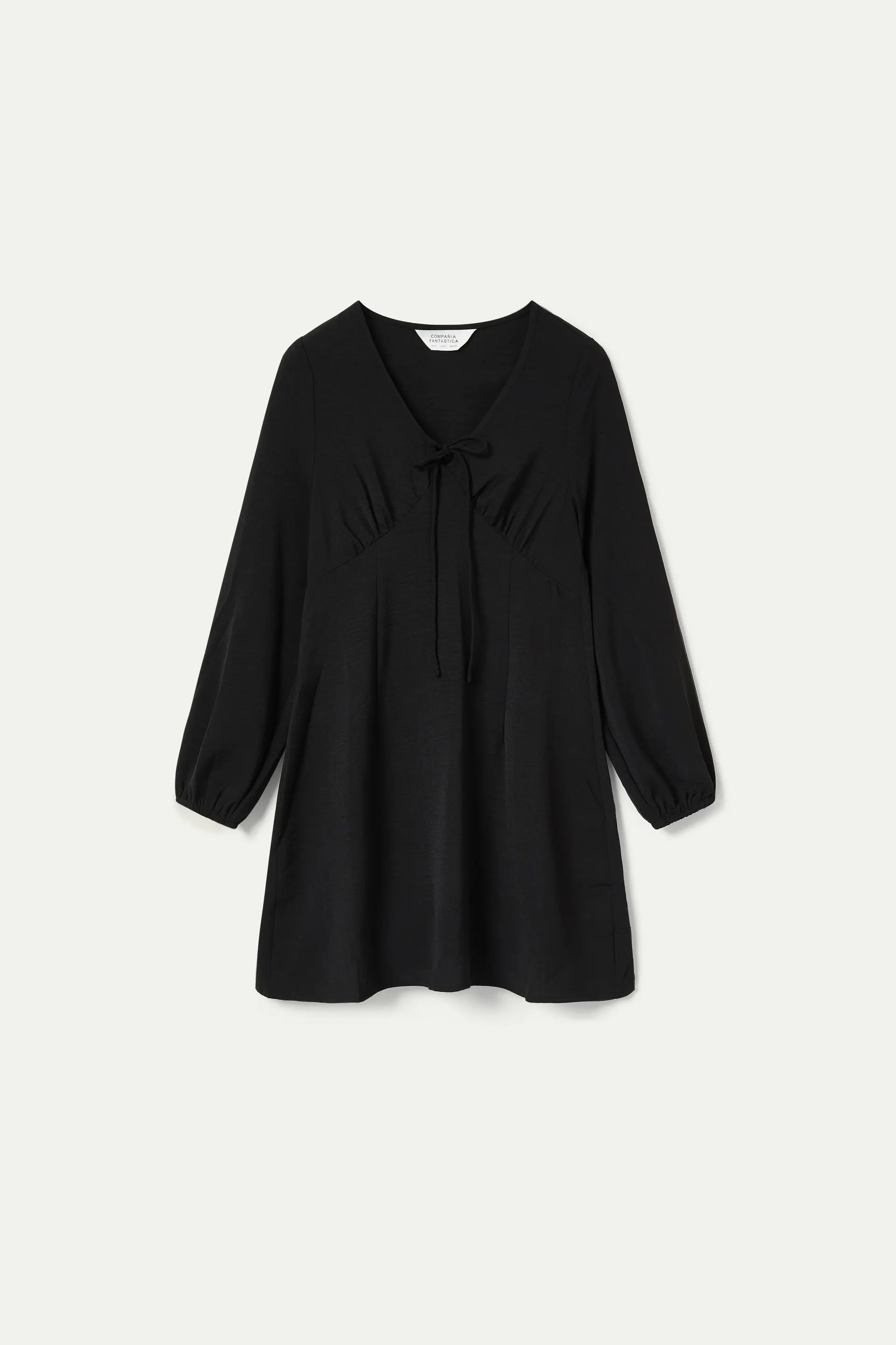Vestido corto de crepé negro - Image 2