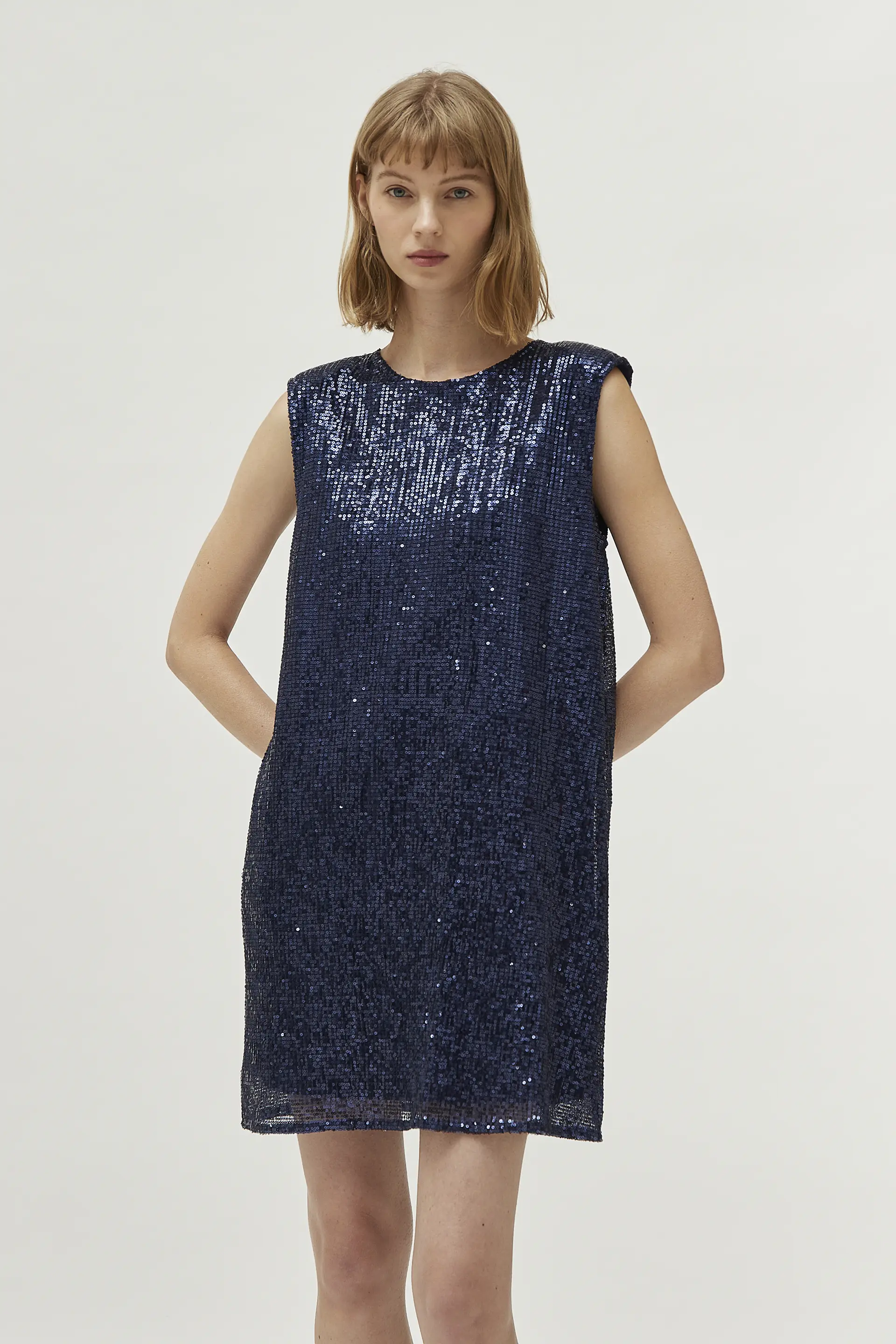Vestido corto de lentejuelas azul - Image 2