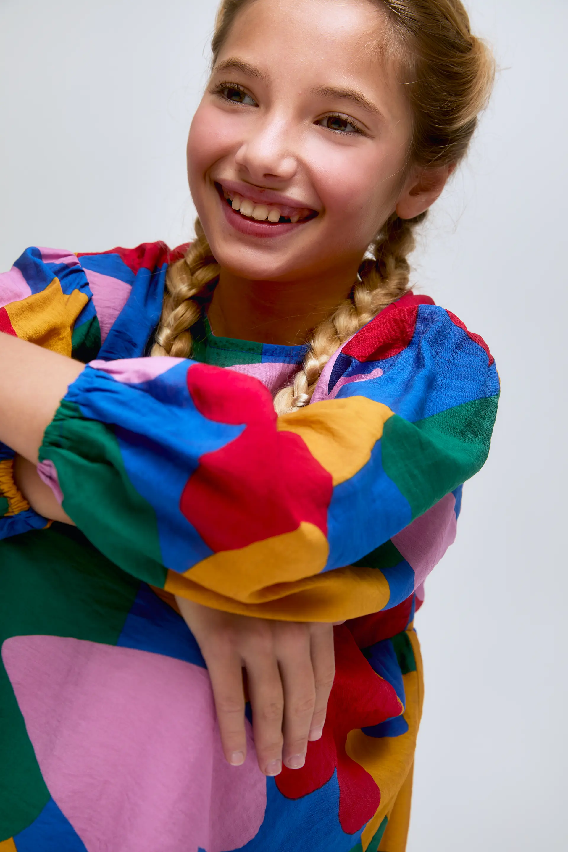 Vestido corto de niña estampado Cupido - Image 4
