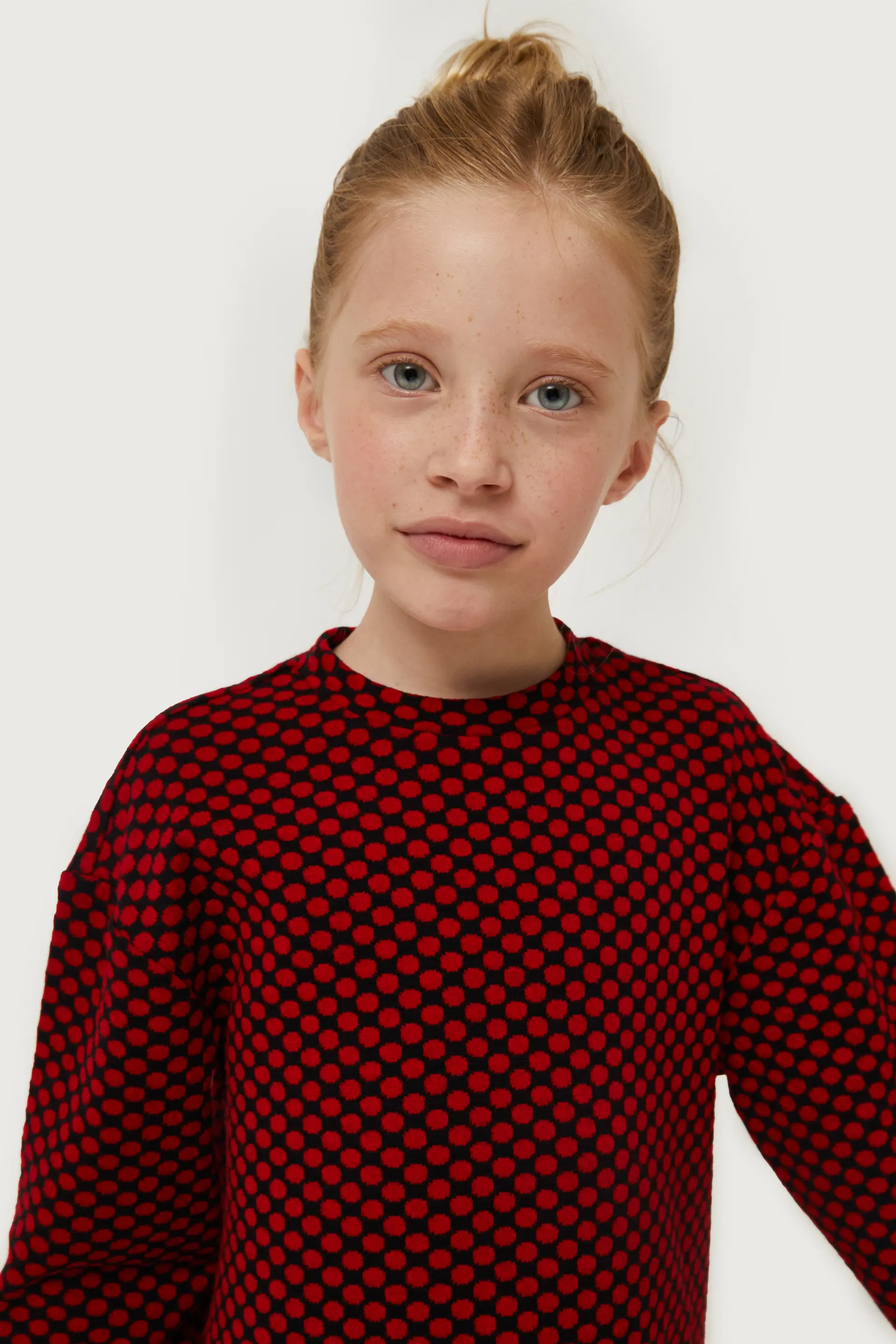 Vestido corto de niña estampado jacquard rojo - Image 3